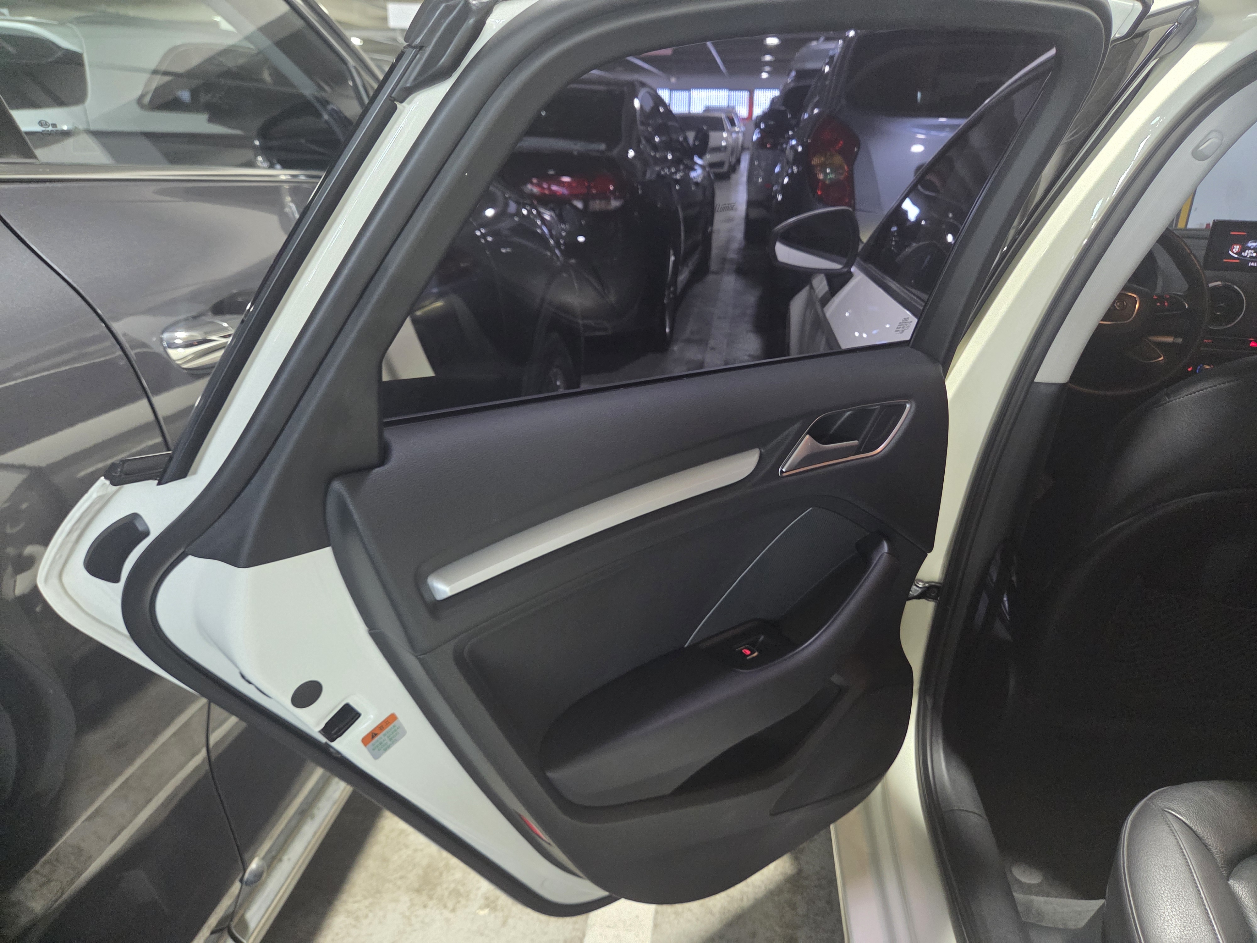 2014 AUDI  A3 25 TDI 8V  - Thumbnail 31