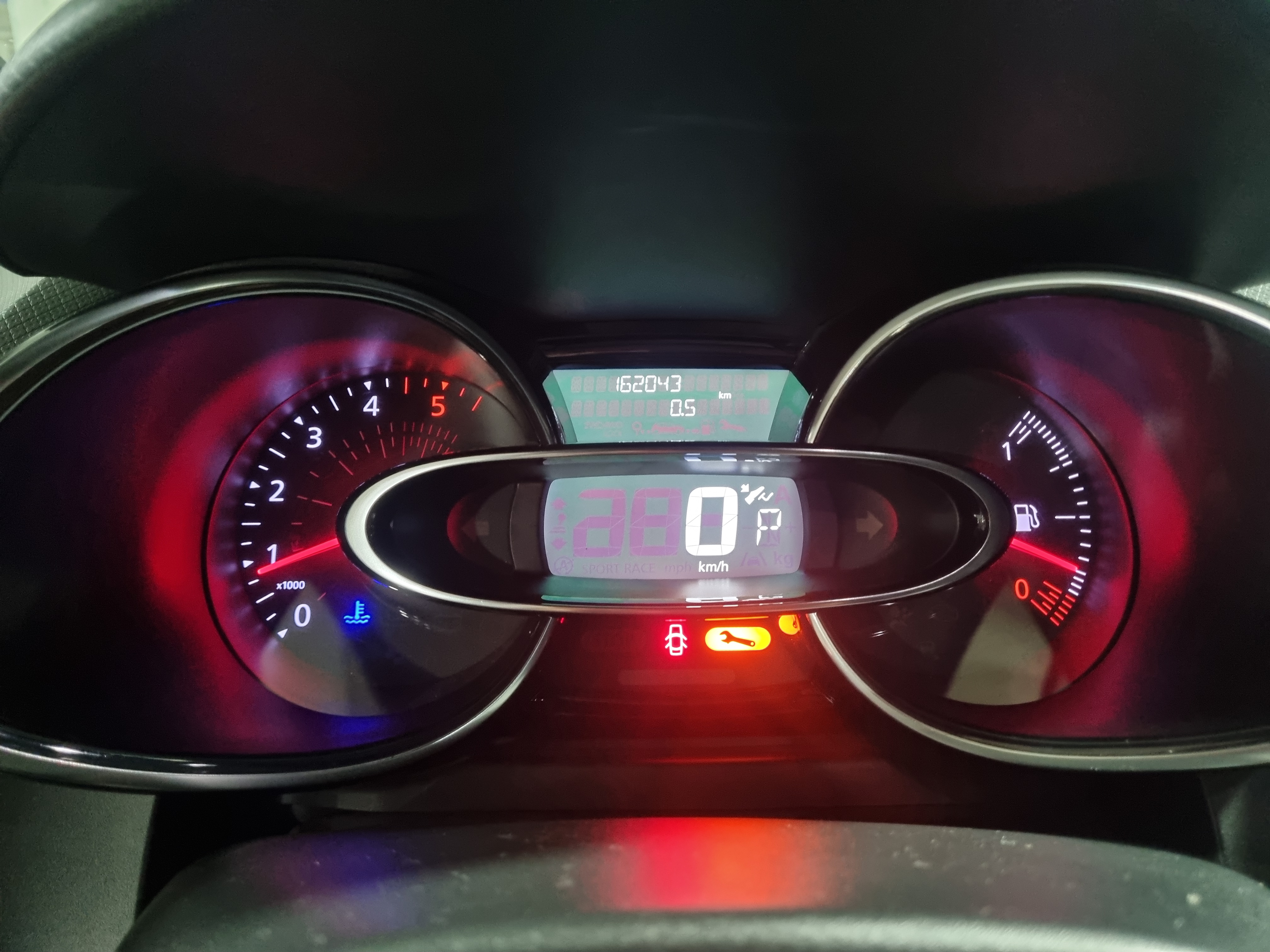 2018  renault clio intense  - Thumbnail 7