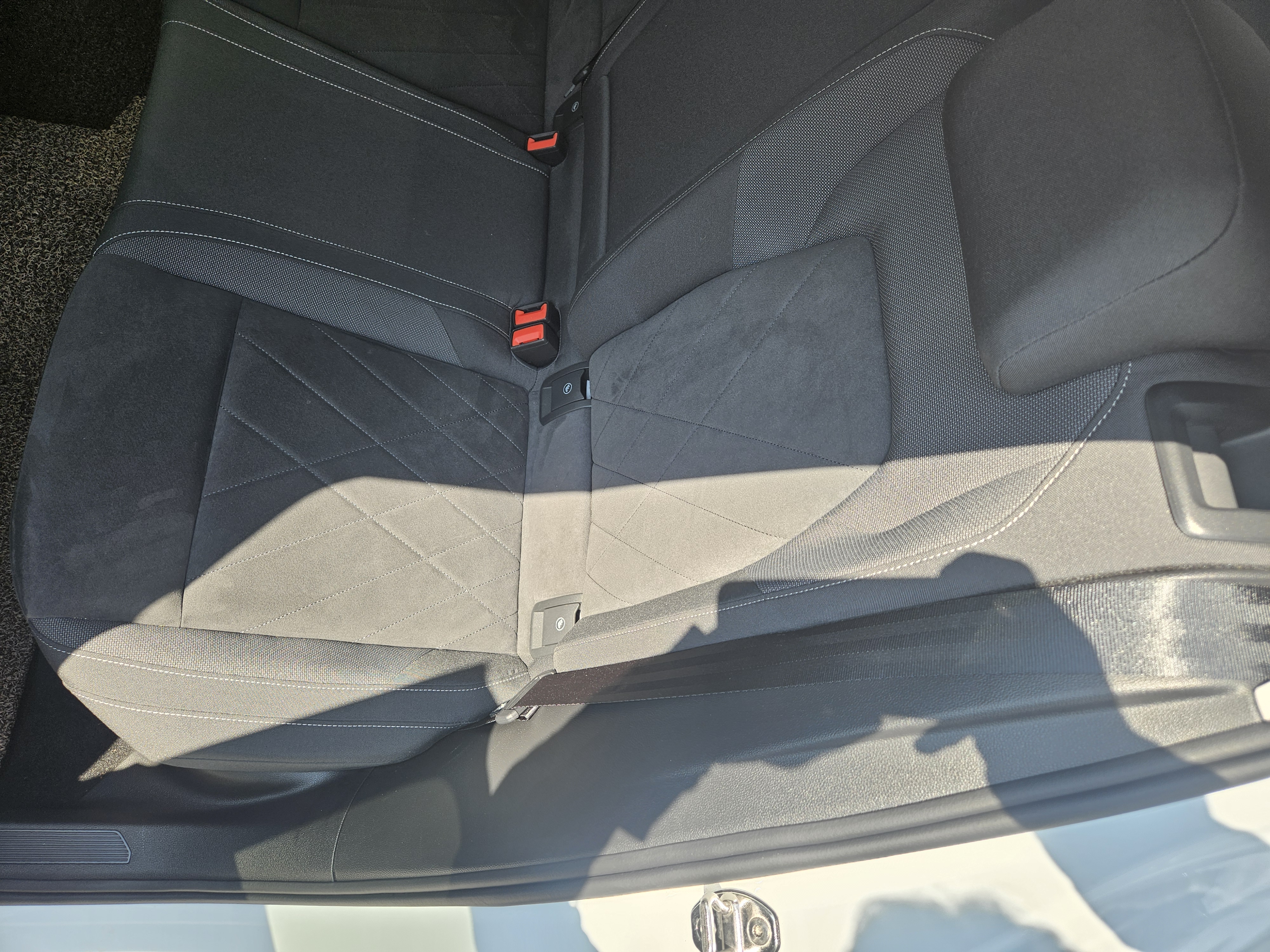 2022 VOLKSWAGEN Golf 8 2.0 TDI PRESTIGE  - Thumbnail 7