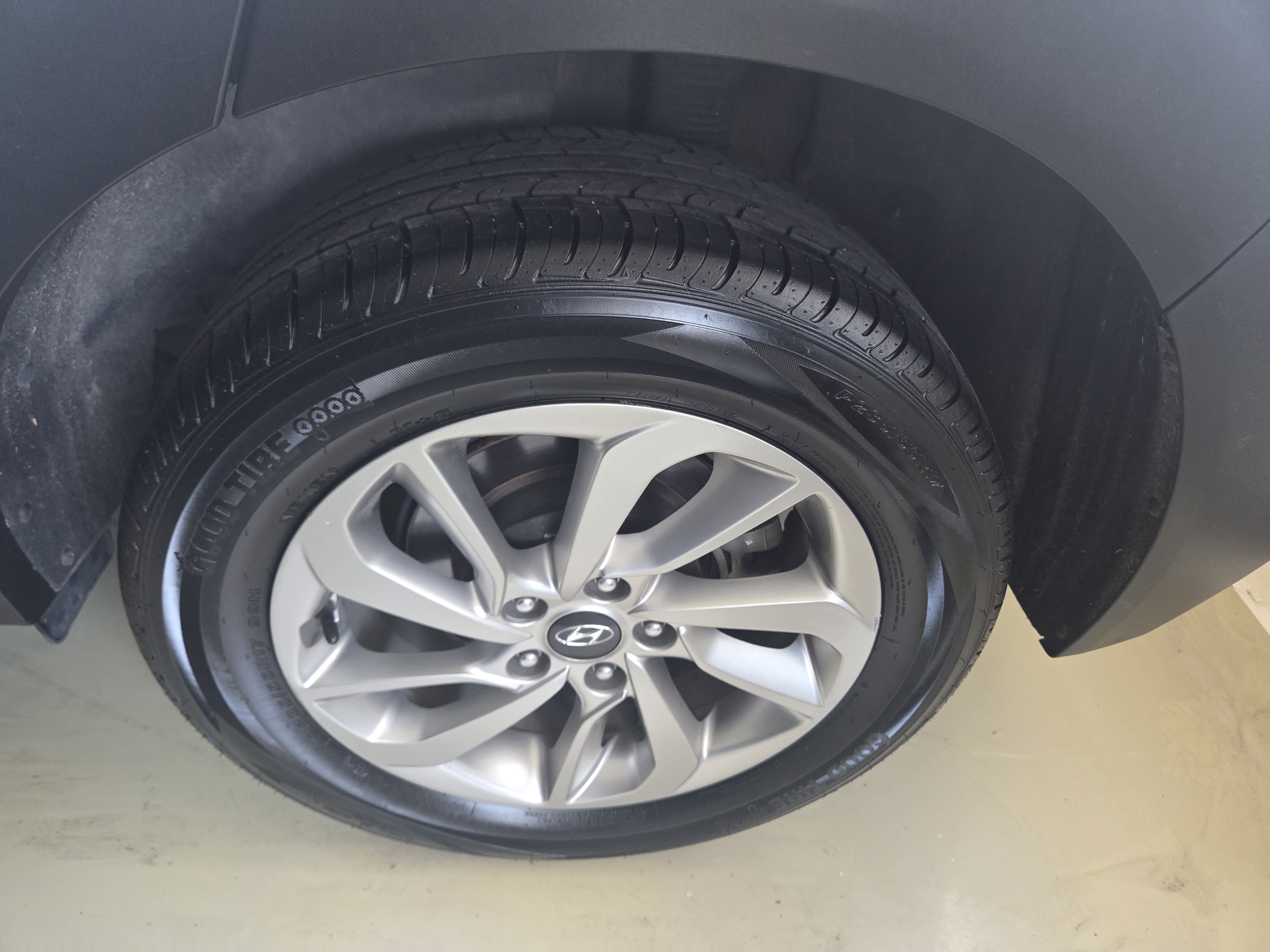2015 HYUNDAI  ALL NEW TUCSON DIESEL 2.0 2WD MODERN  - Thumbnail 13