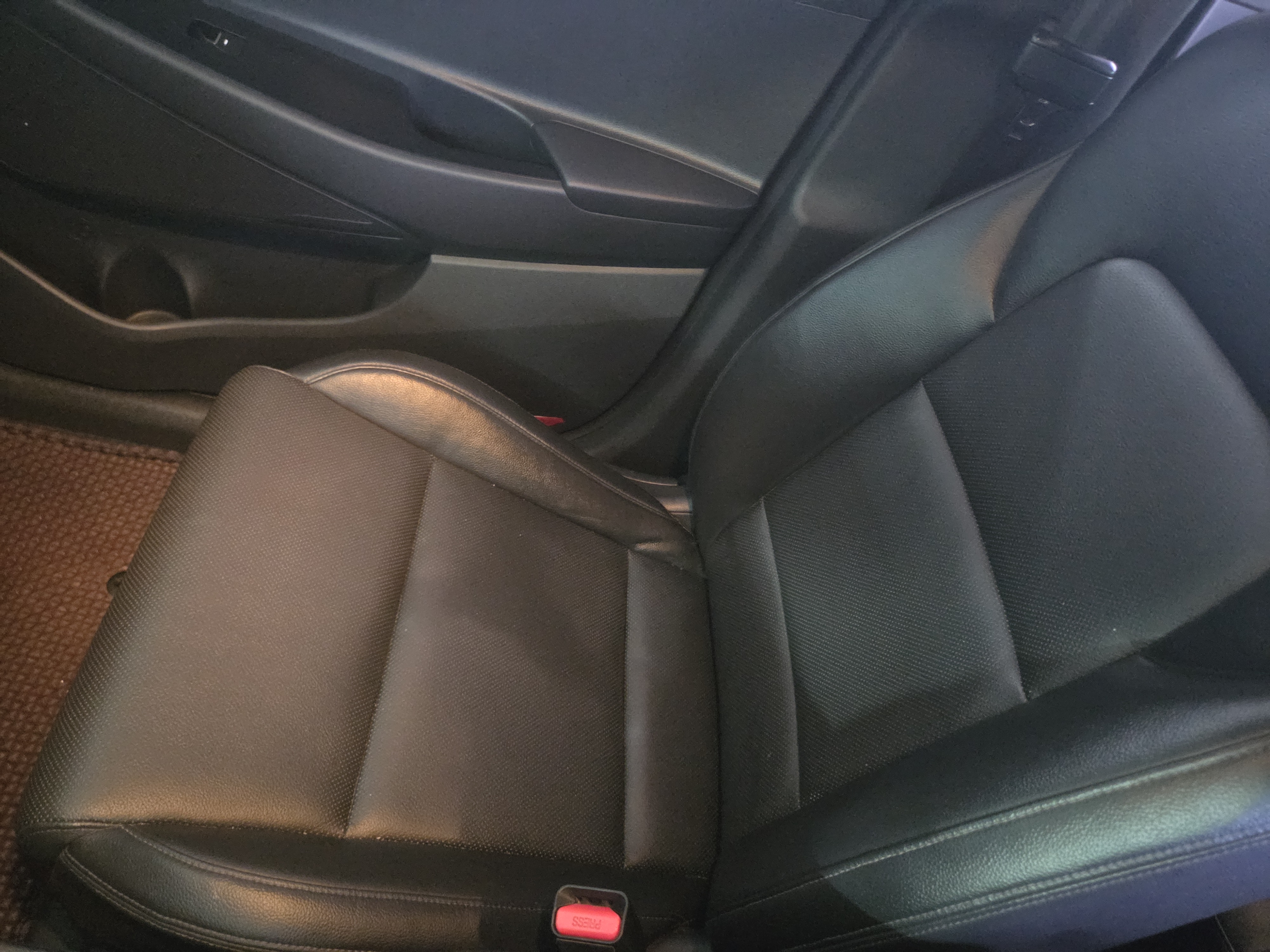 2015 HYUNDAI  ALL NEW TUCSON DIESEL 2.0 2WD MODERN  - Thumbnail 19
