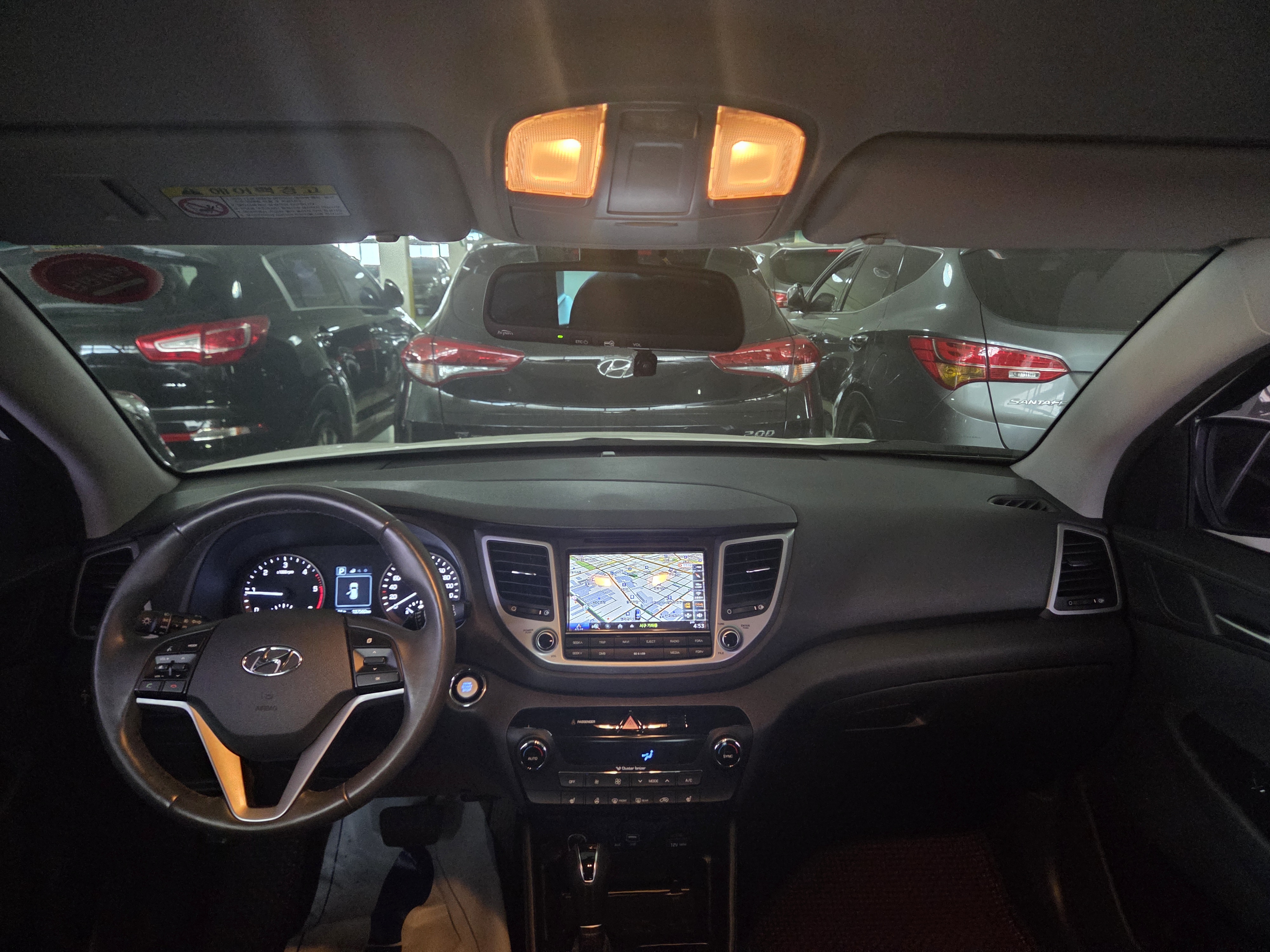 2015 HYUNDAI  ALL NEW TUCSON DIESEL 2.0 2WD MODERN  - Thumbnail 32
