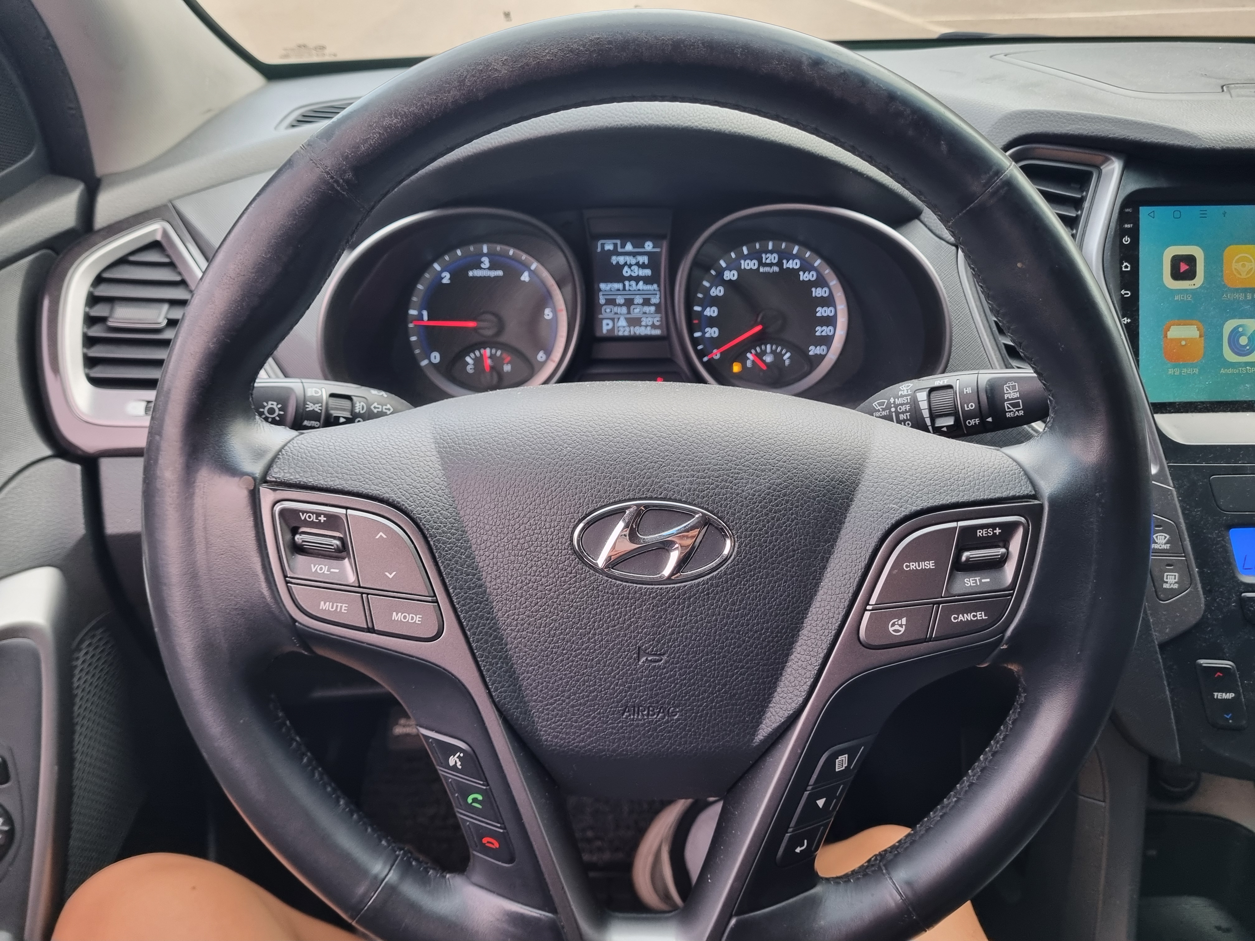 2013 HYUNDAI  SANTAFE DM DIESEL 2WD 2.0 PREMIUM (5SEATS) - Thumbnail 29