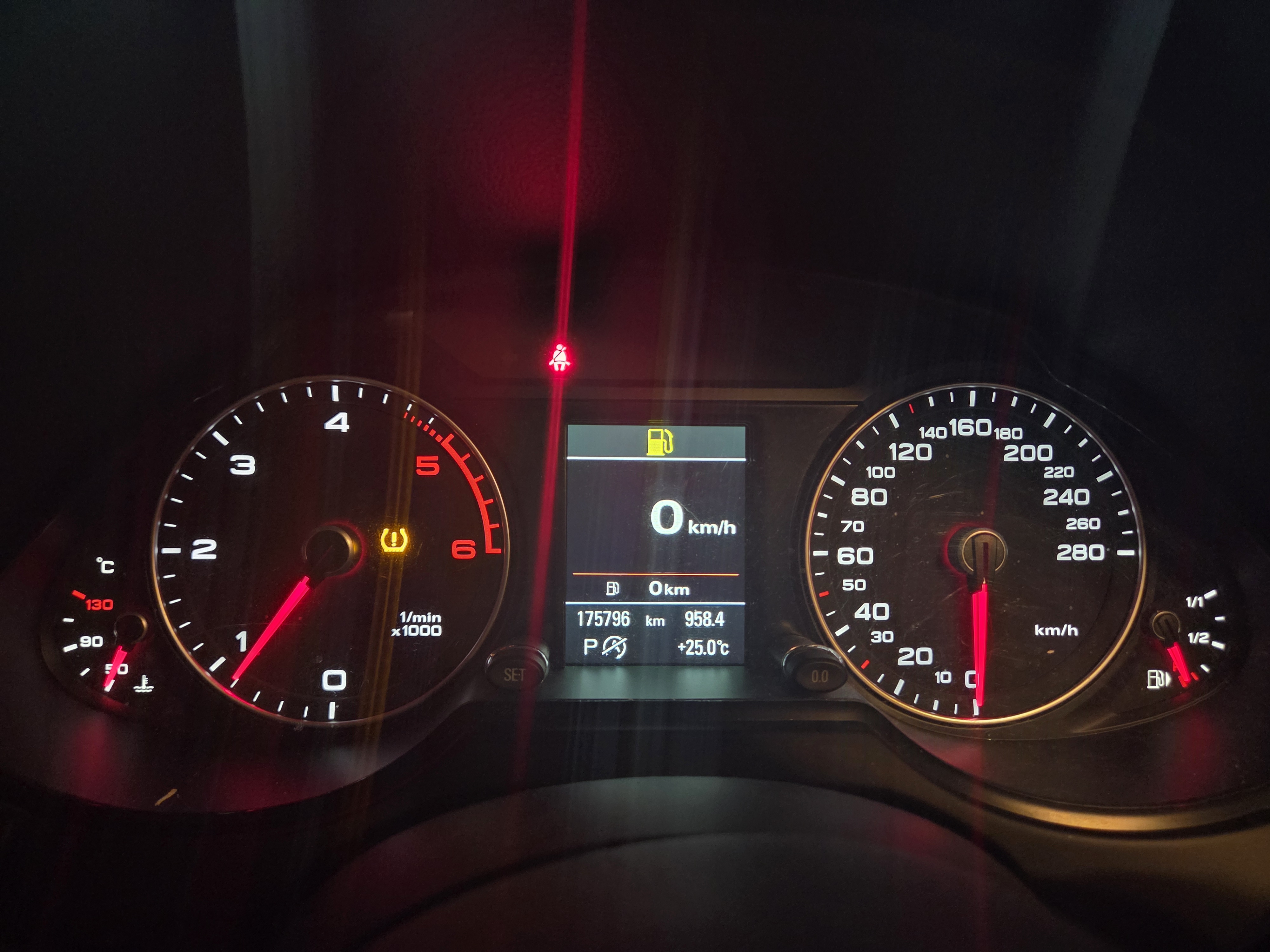 2015 AUDI Q5 35TDI QUATTRO DYNAMIC 8R  - Thumbnail 31