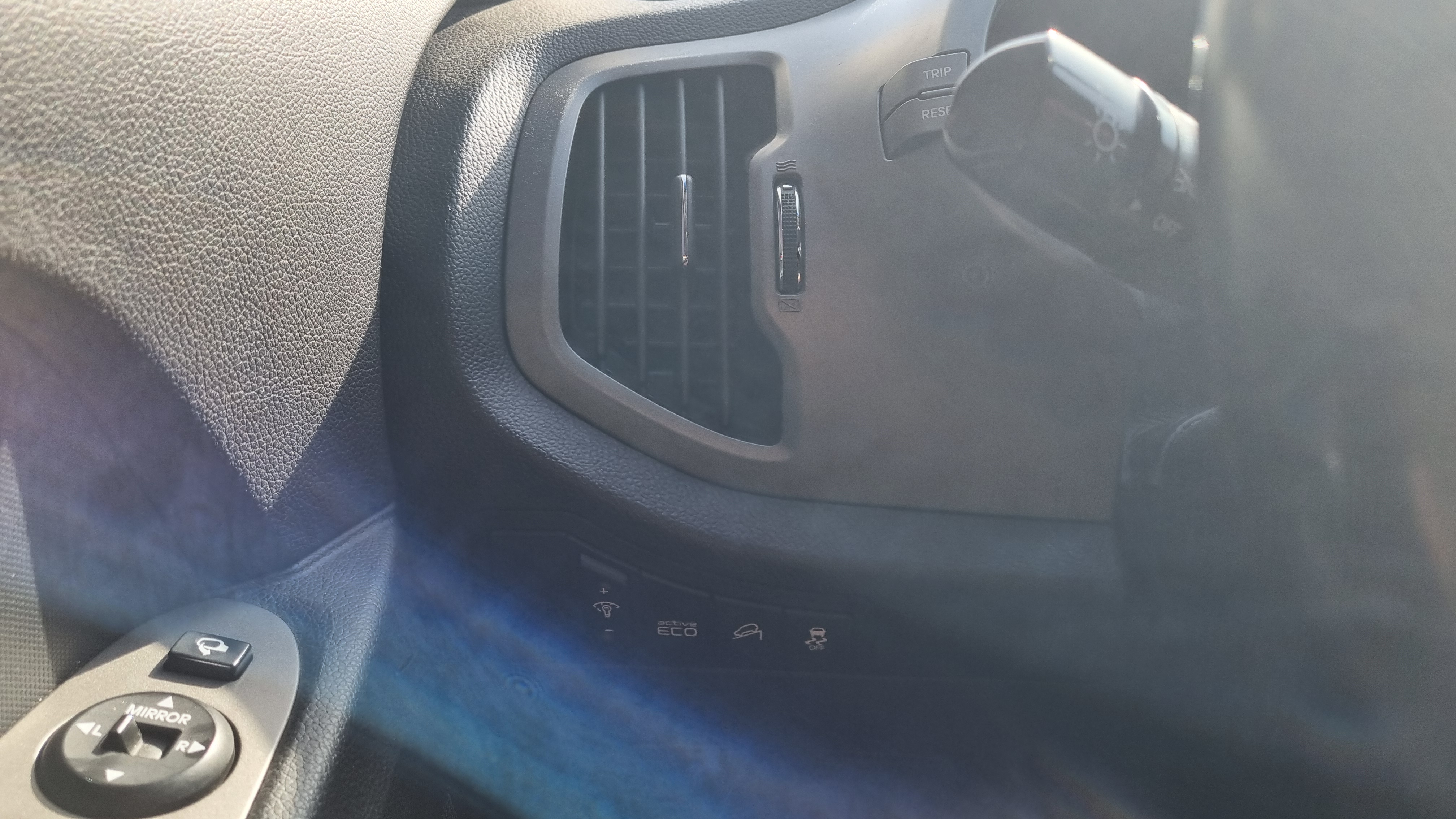 2014 KIA THE NEW SPORTAGE R DIESEL 2WD TRENDY - Thumbnail 19