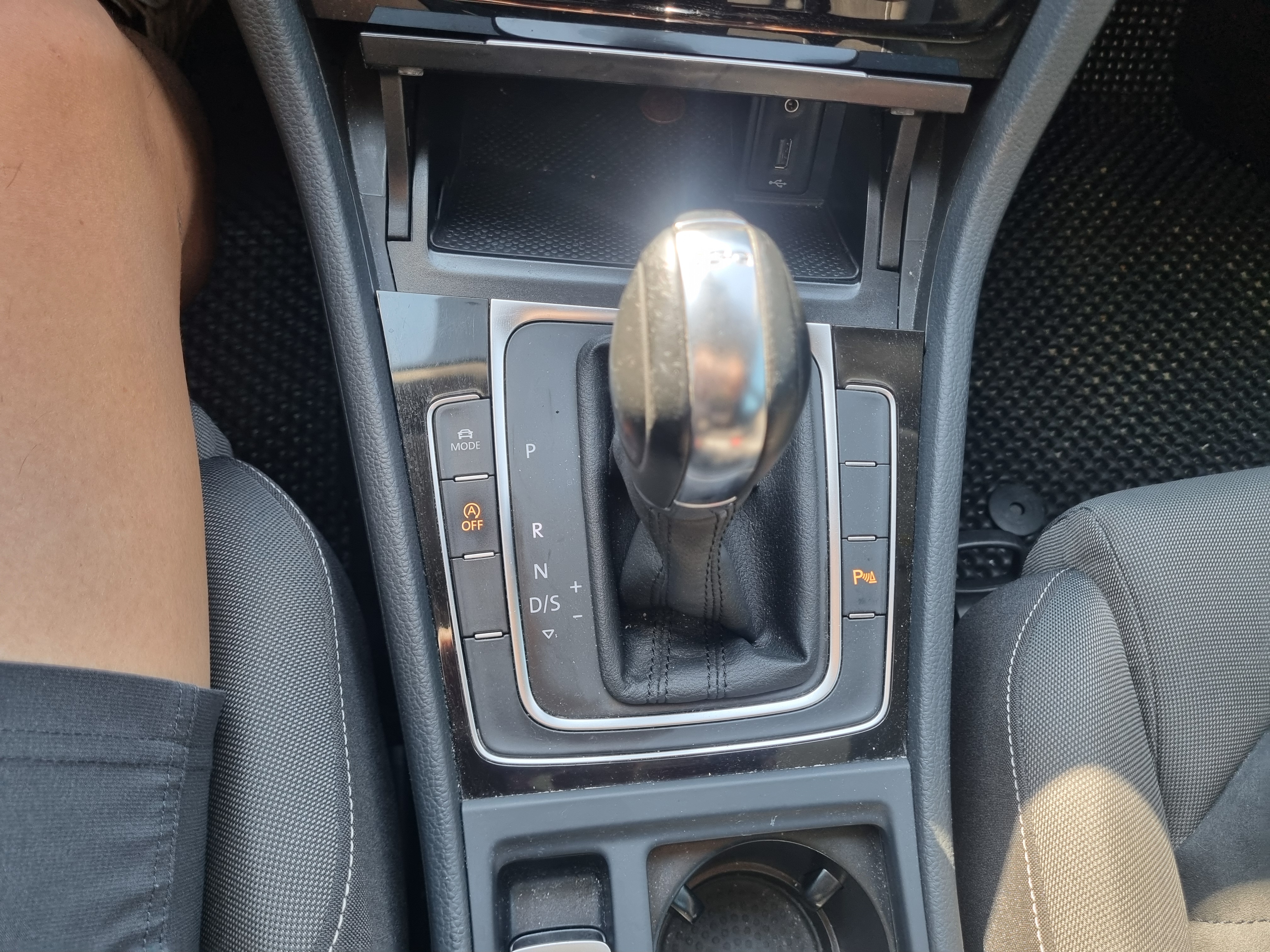 2013 VOLKSWAGEN  GOLF7 2.0 TDI  - Thumbnail 22