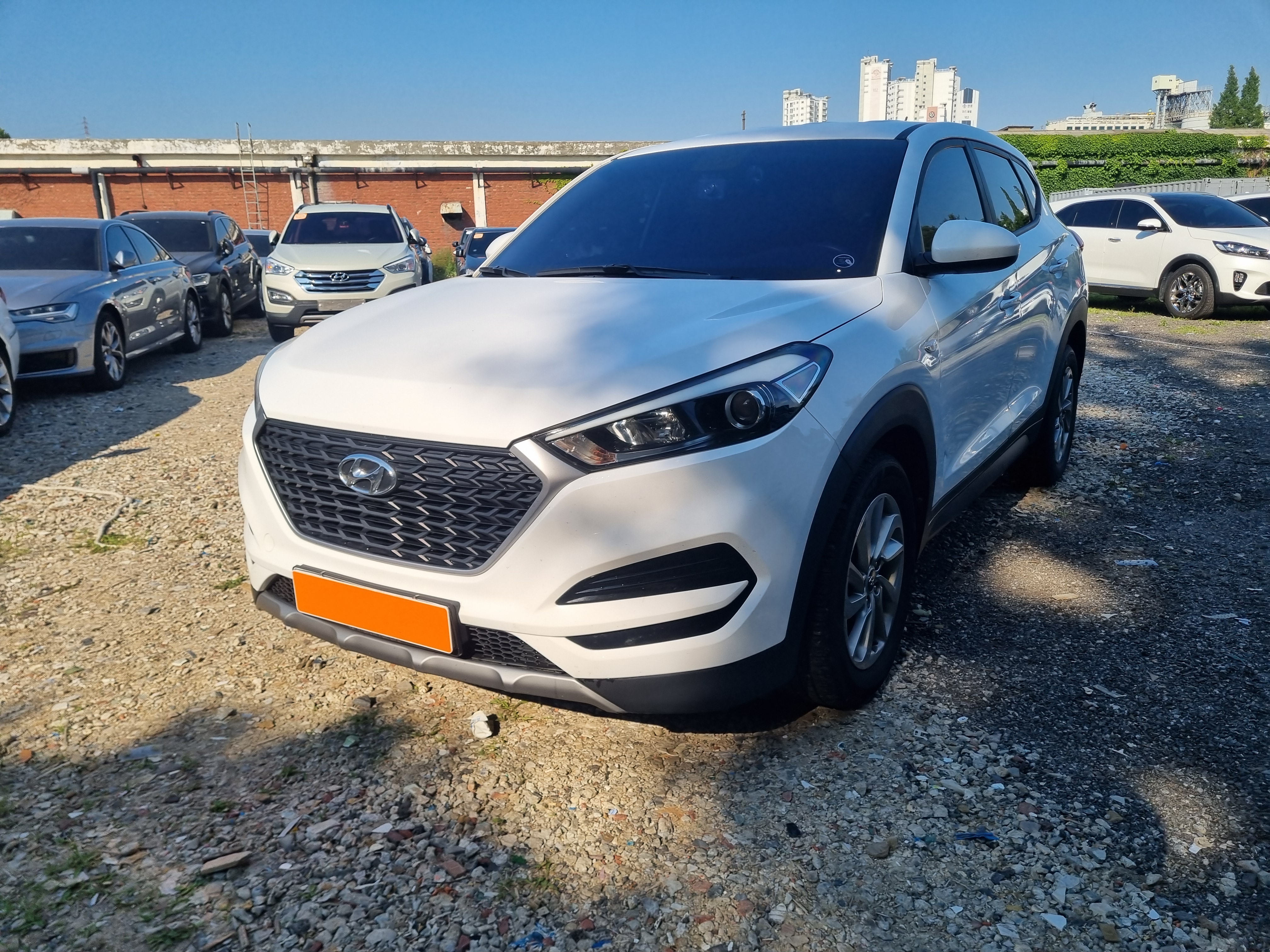 2018 HYUNDAI  ALL NEW TUCSON DIESEL 1.7 2WD SMART  - Thumbnail 2