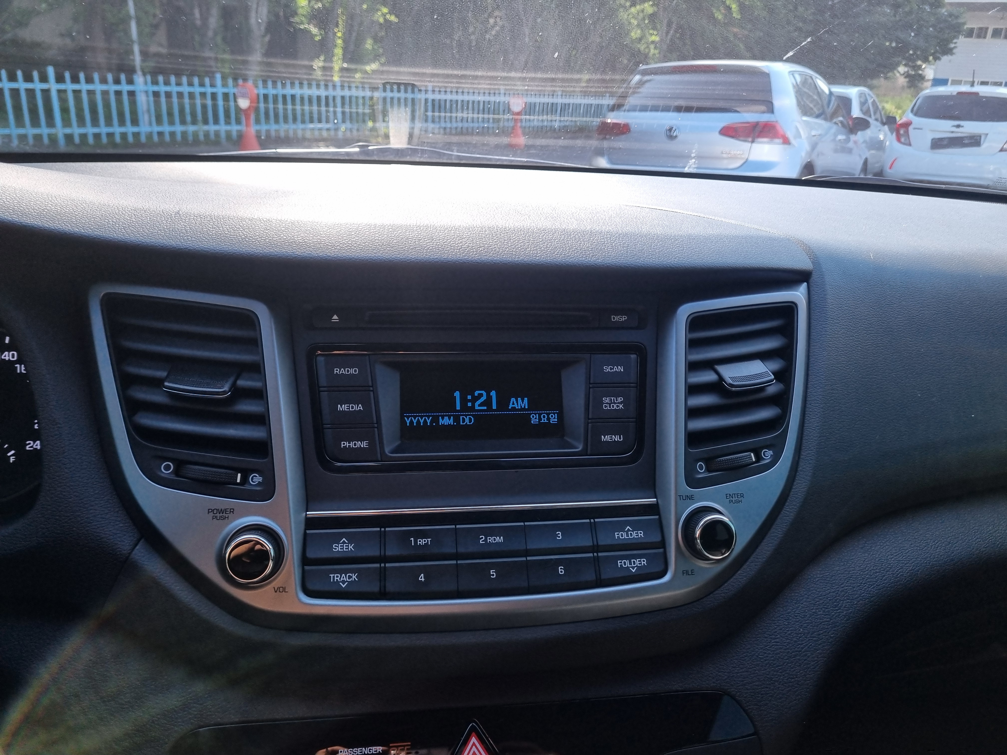 2018 HYUNDAI  ALL NEW TUCSON DIESEL 1.7 2WD SMART  - Thumbnail 22