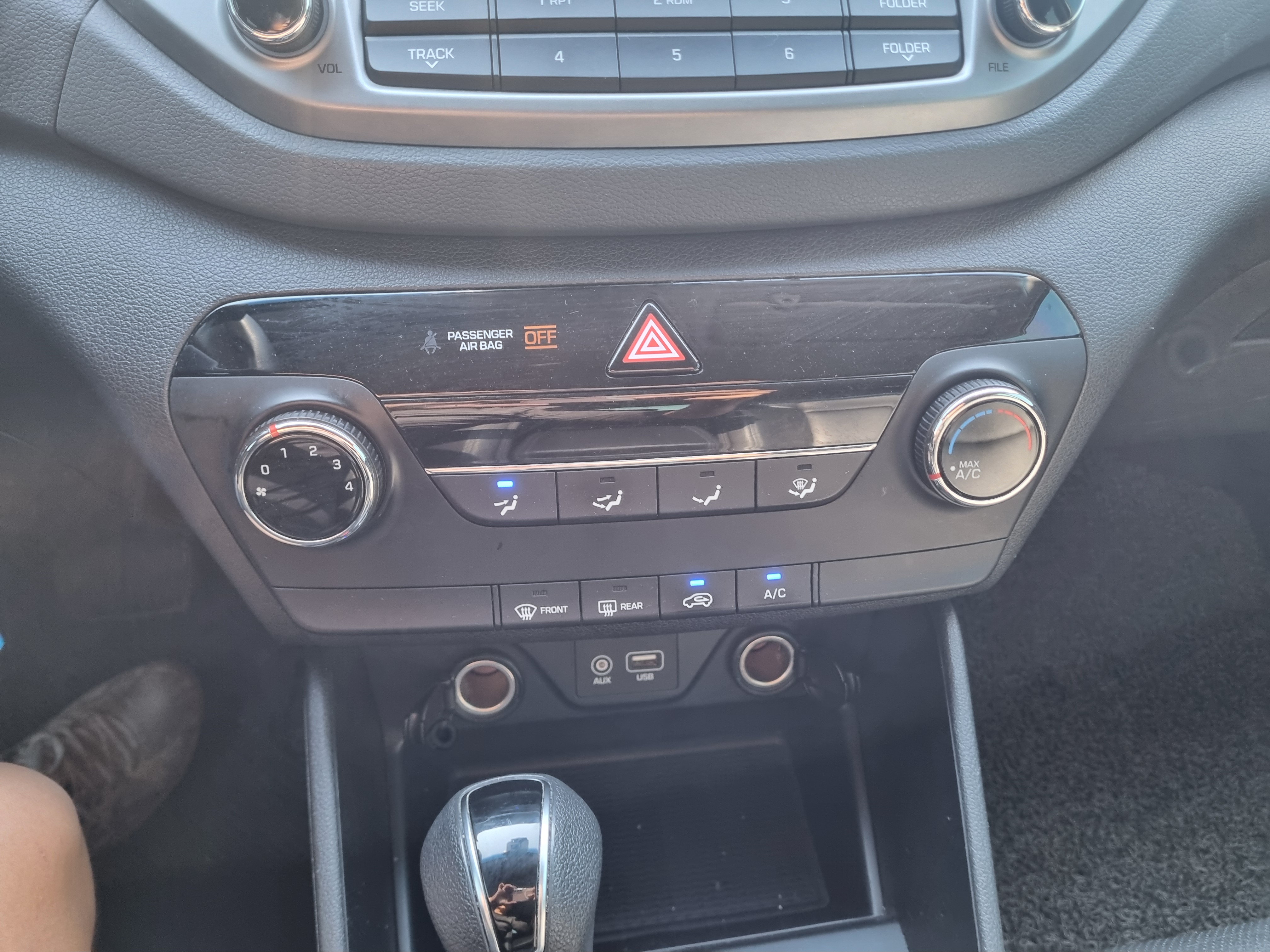 2018 HYUNDAI  ALL NEW TUCSON DIESEL 1.7 2WD SMART  - Thumbnail 23