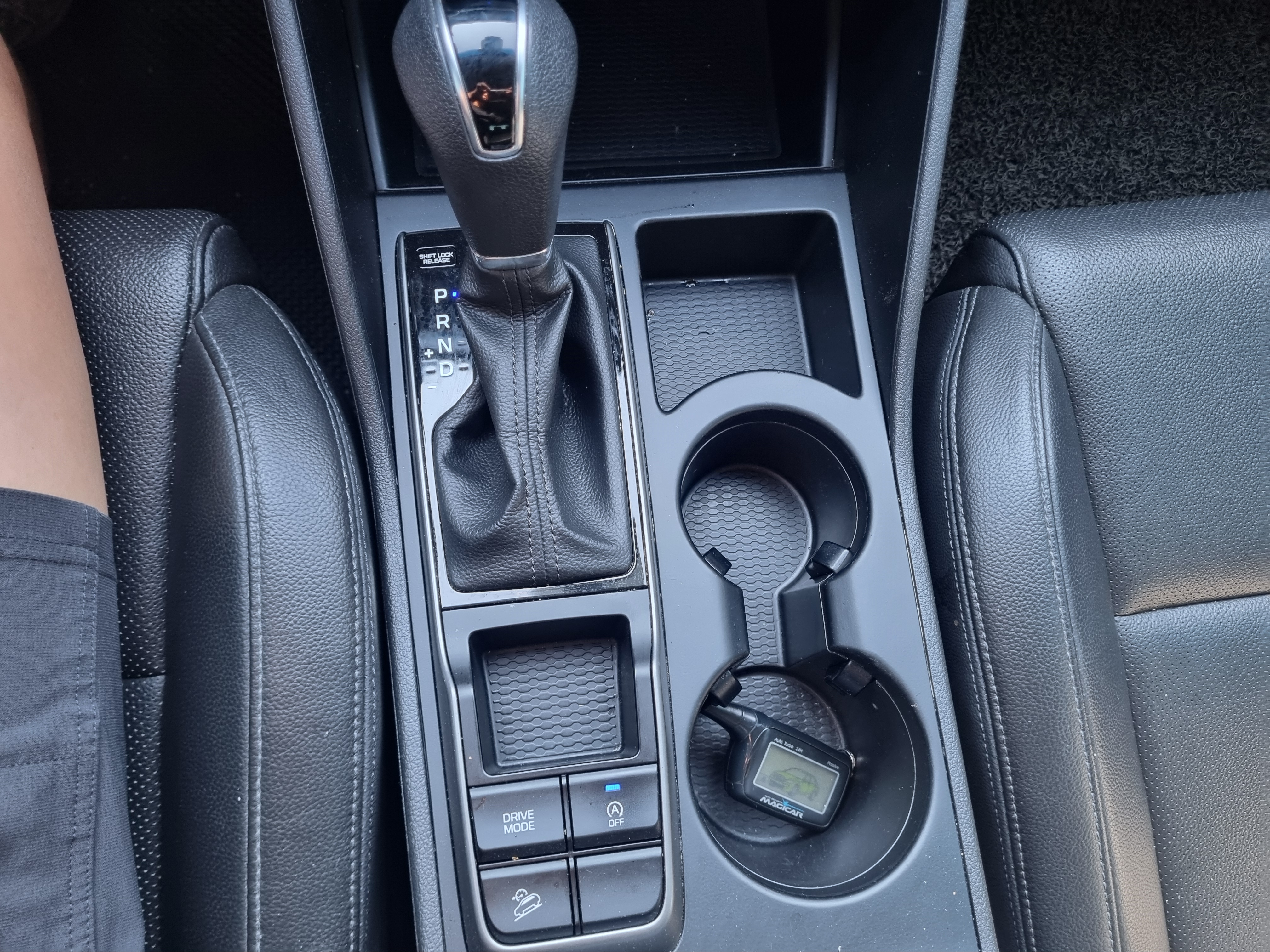 2018 HYUNDAI  ALL NEW TUCSON DIESEL 1.7 2WD SMART  - Thumbnail 25