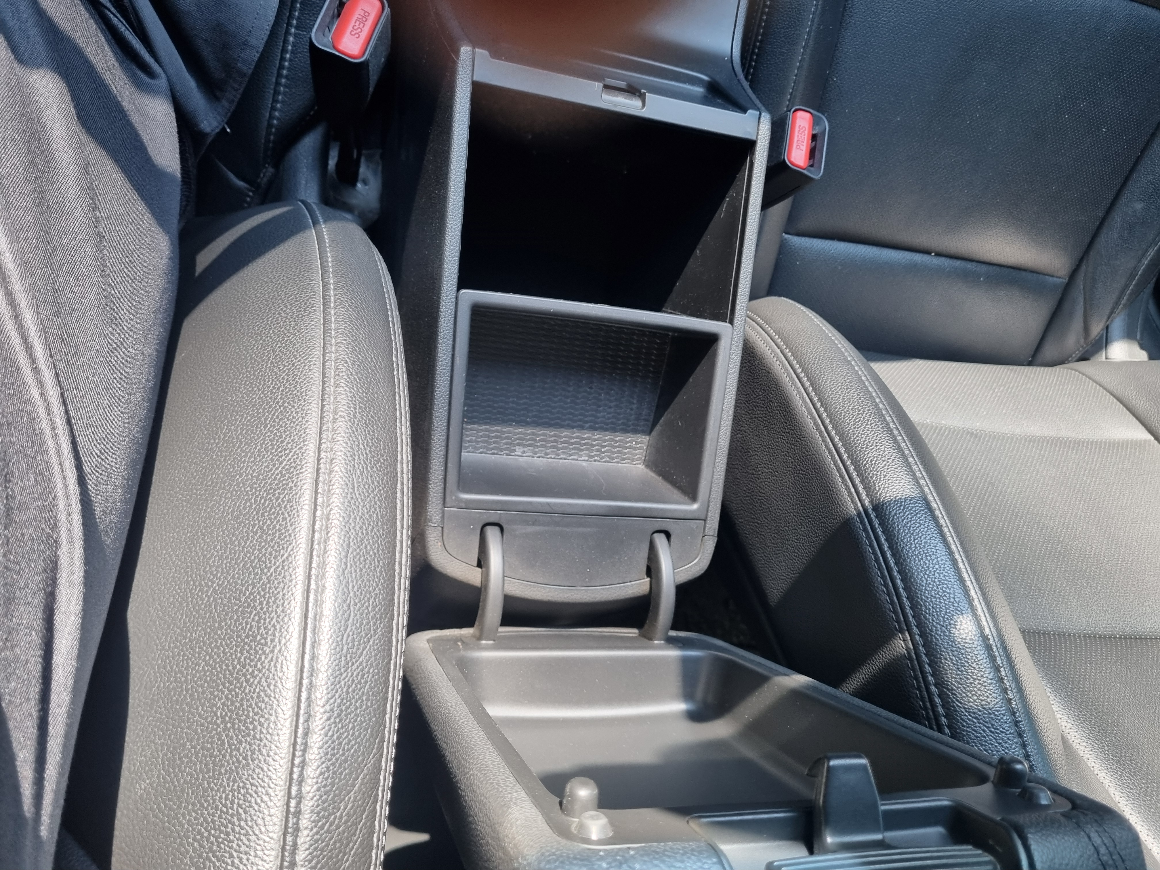 2018 HYUNDAI  ALL NEW TUCSON DIESEL 1.7 2WD SMART  - Thumbnail 26