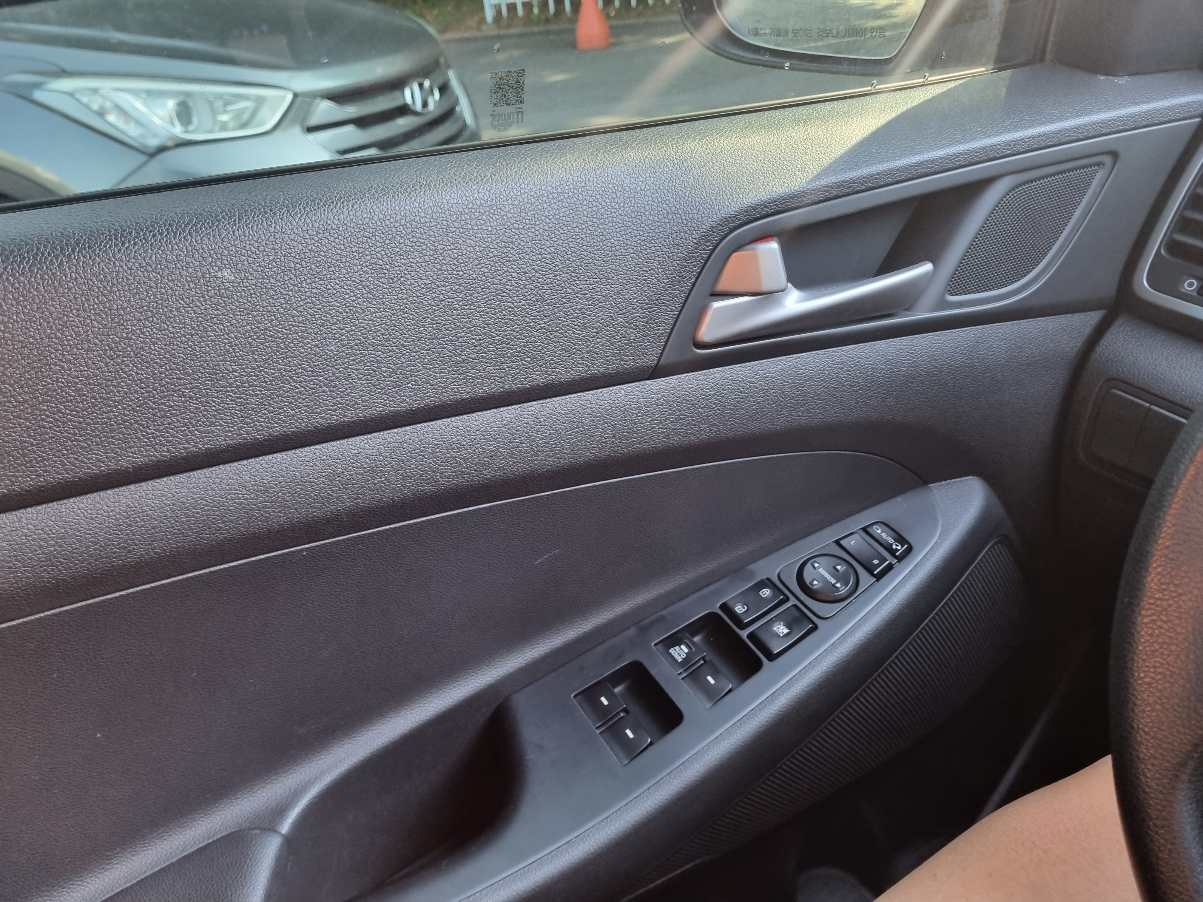 2018 HYUNDAI  ALL NEW TUCSON DIESEL 1.7 2WD SMART  - Thumbnail 30
