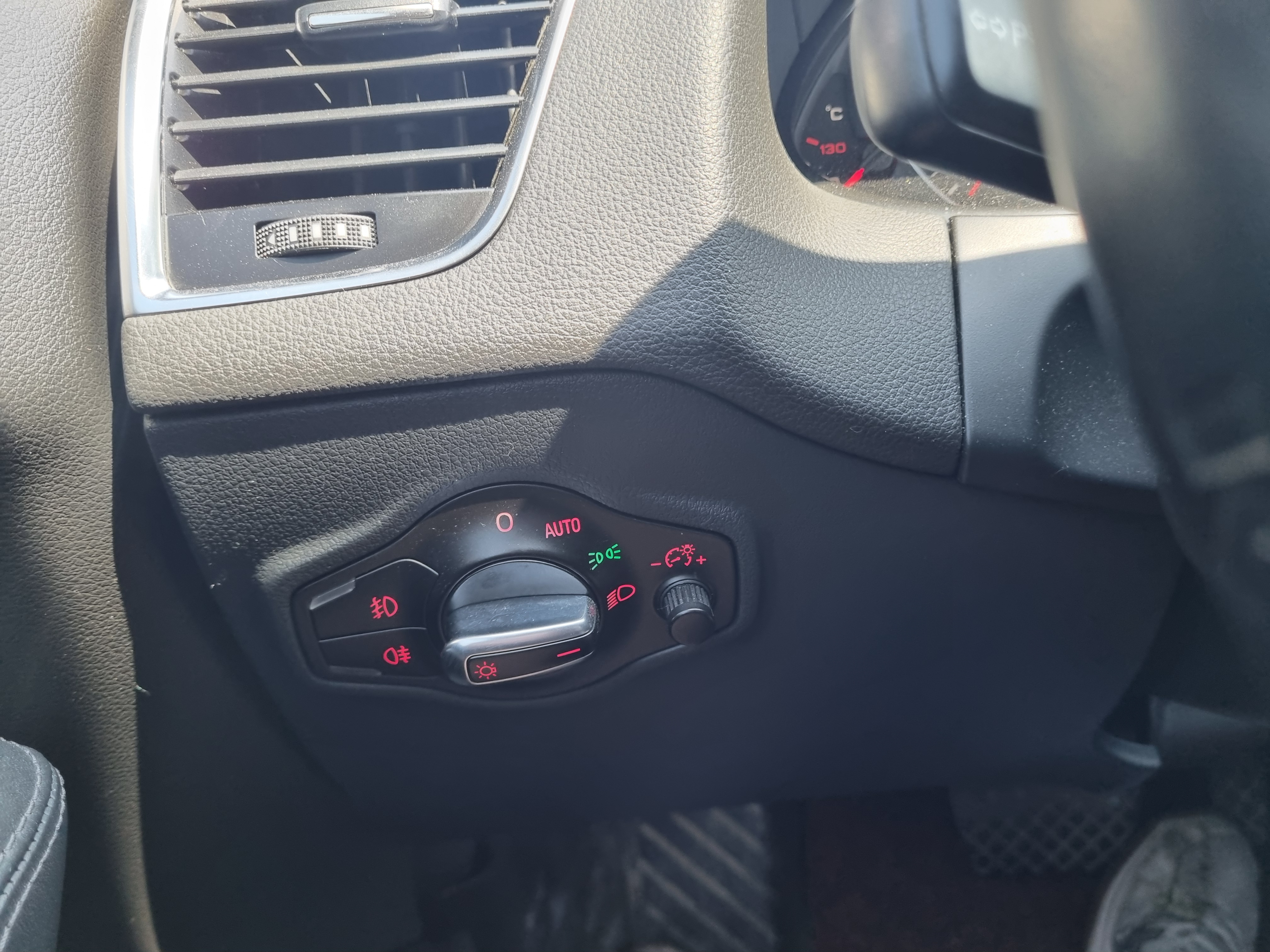 2011 AUDI  Q5 2.0 TDI QUATTRO  - Thumbnail 30