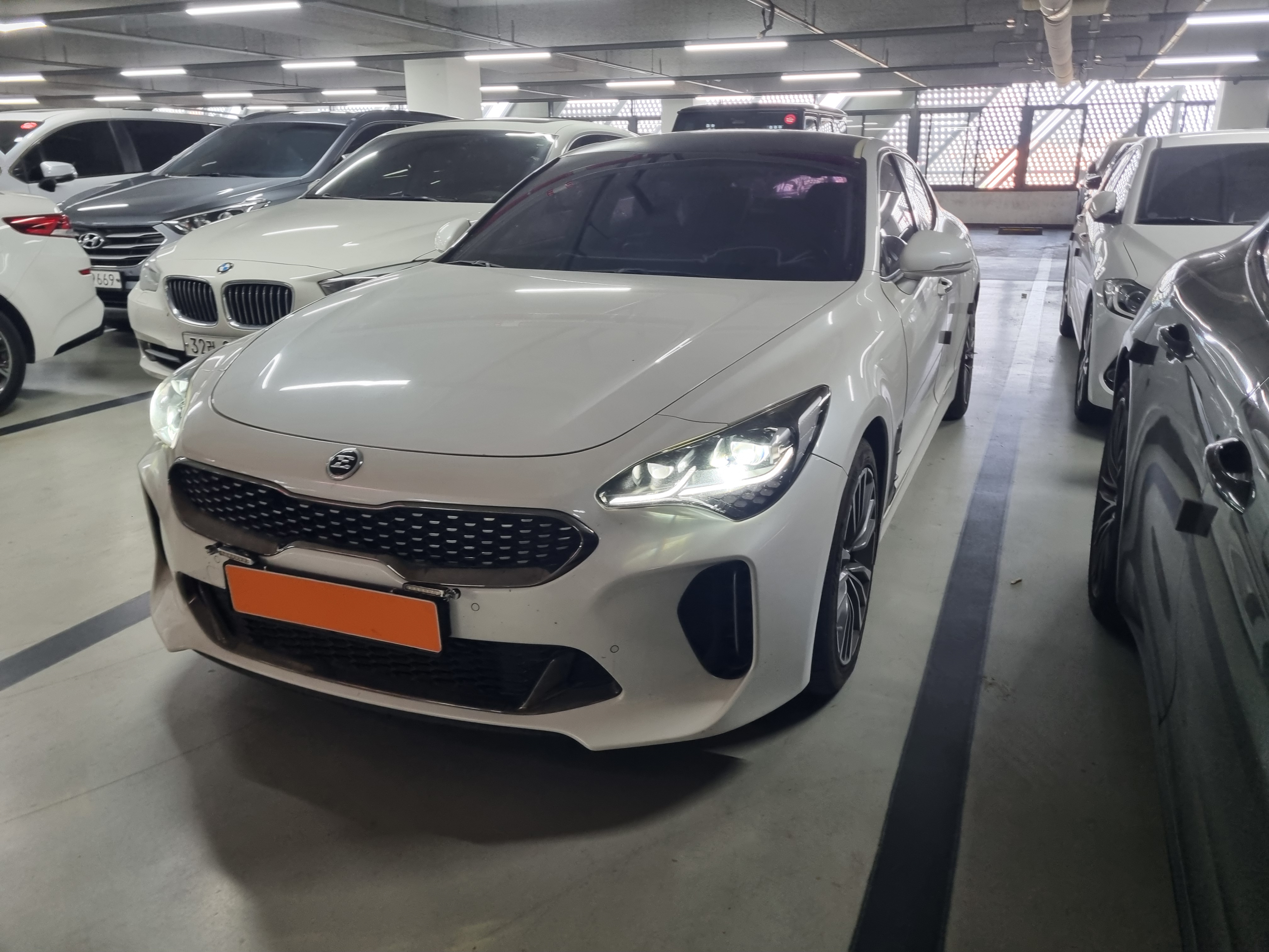 2017 KIA STINGER DIESEL 2.2 2WD PLATINUM - Thumbnail 2