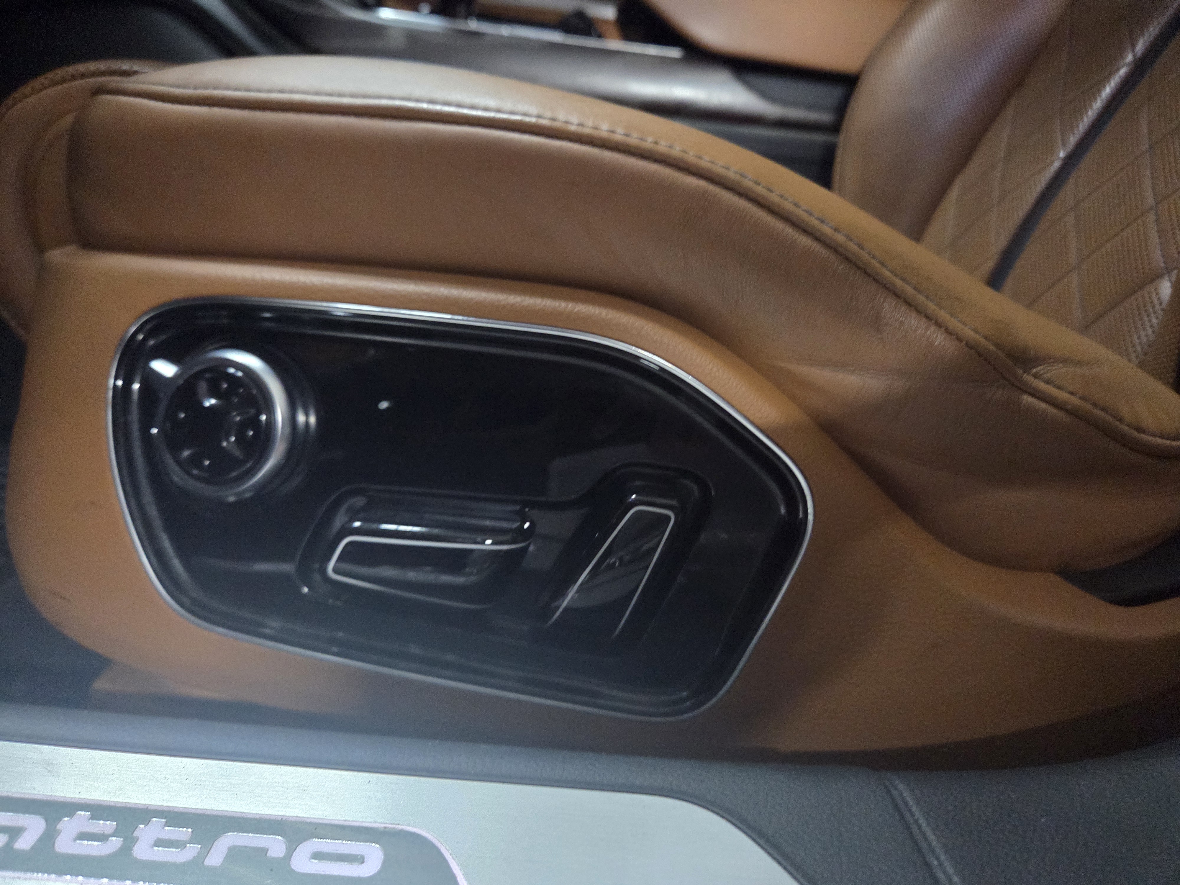 2016 AUDI A8 50 TDI QUATTRO DESIGN LWB D4  - Thumbnail 22