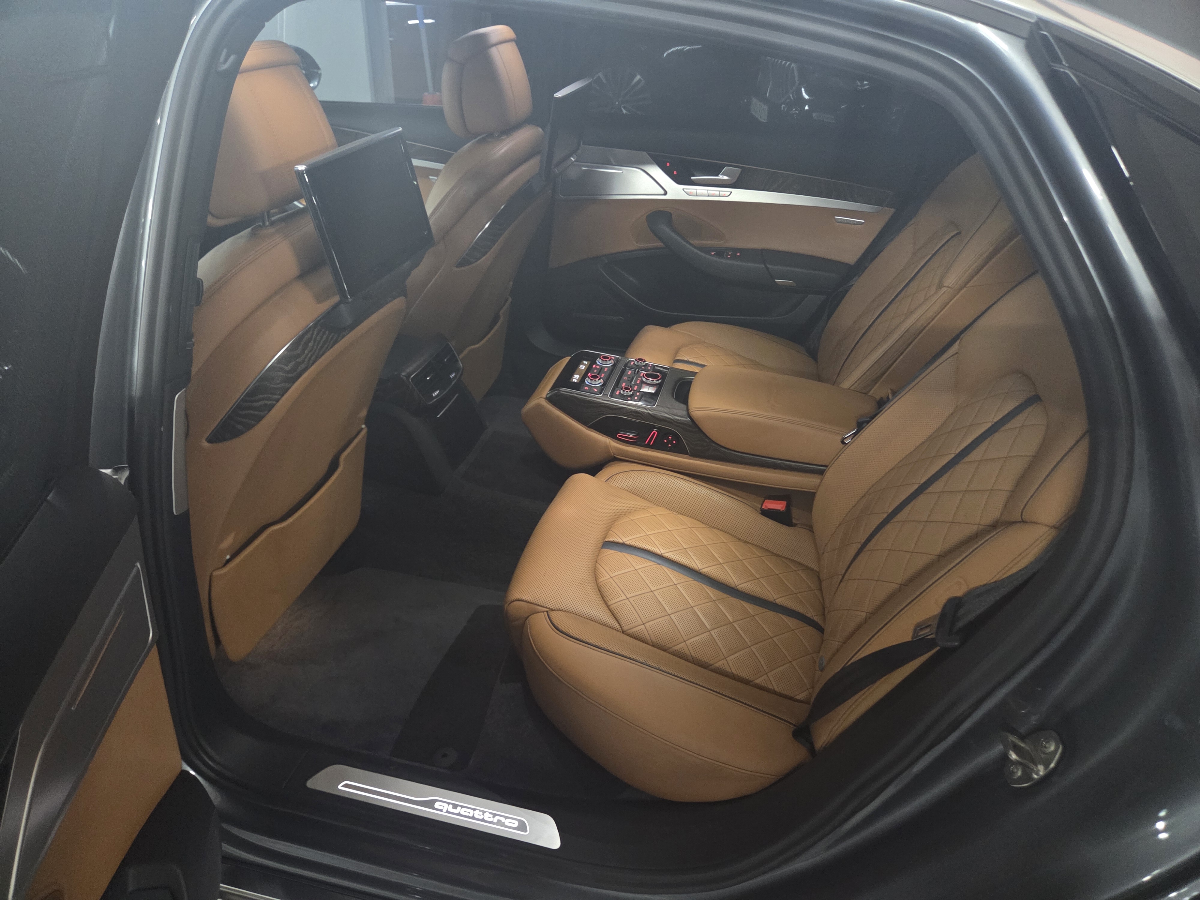 2016 AUDI A8 50 TDI QUATTRO DESIGN LWB D4  - Thumbnail 27