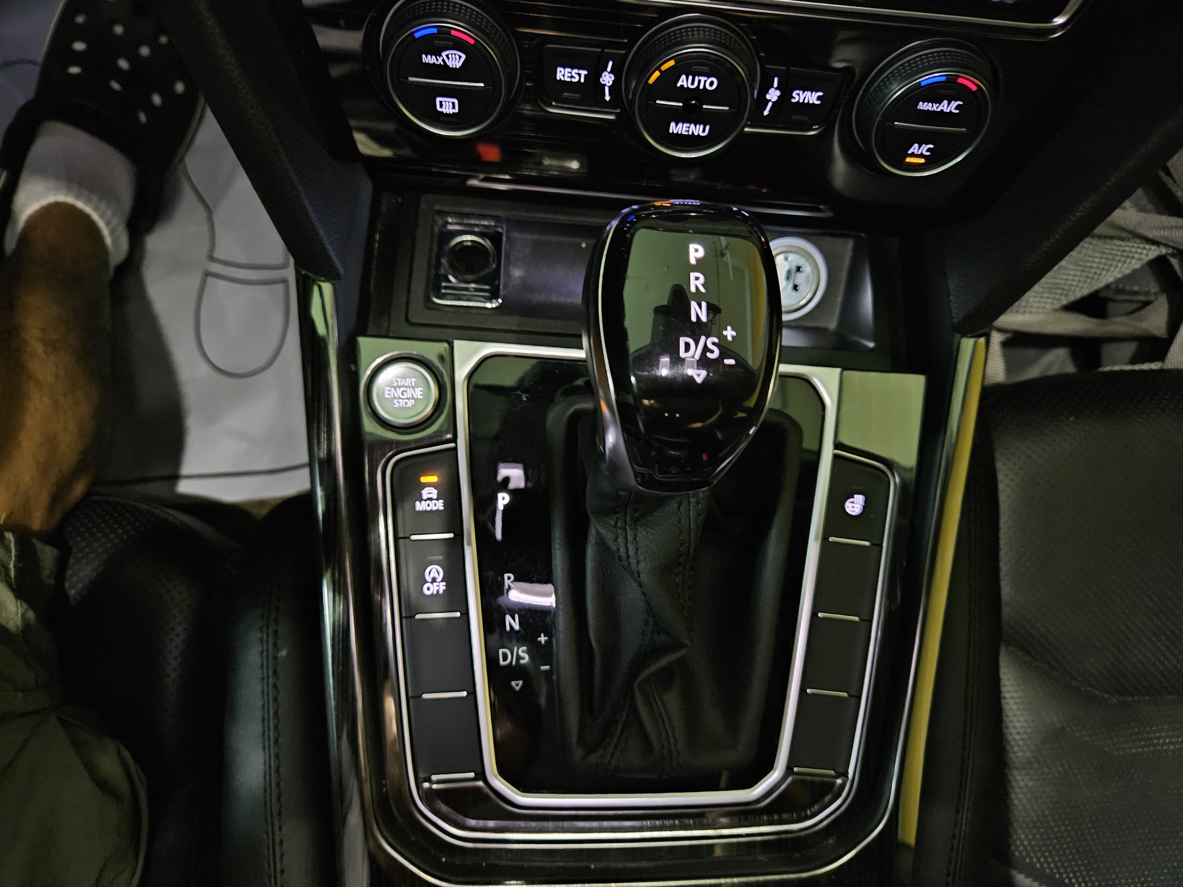 2019 VOLKSWAGEN ARTEON 2.0 TDI ELEGANCE PRESTIGE - Thumbnail 24