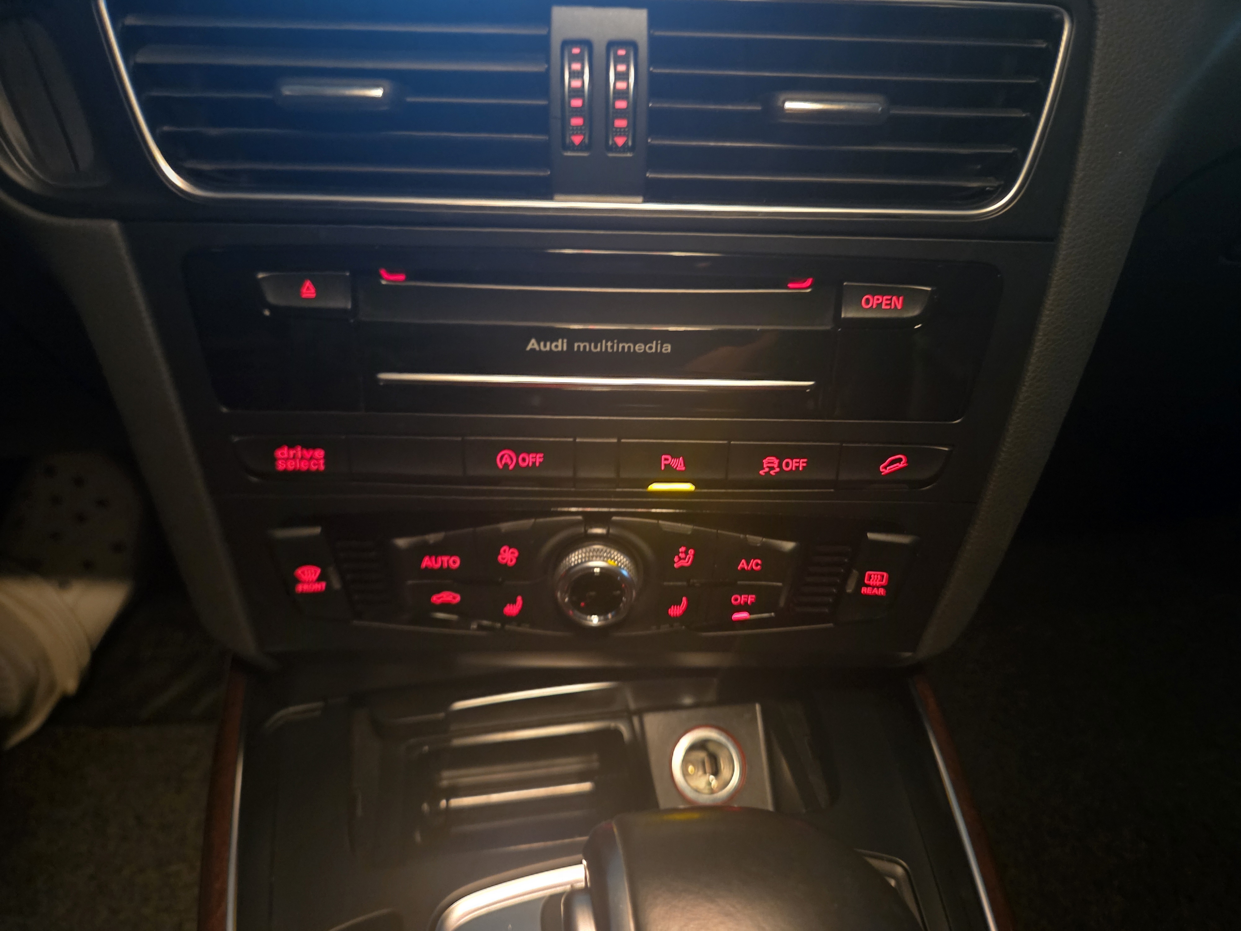 2015 AUDI Q5 35 TDI QUATTRO - Thumbnail 19