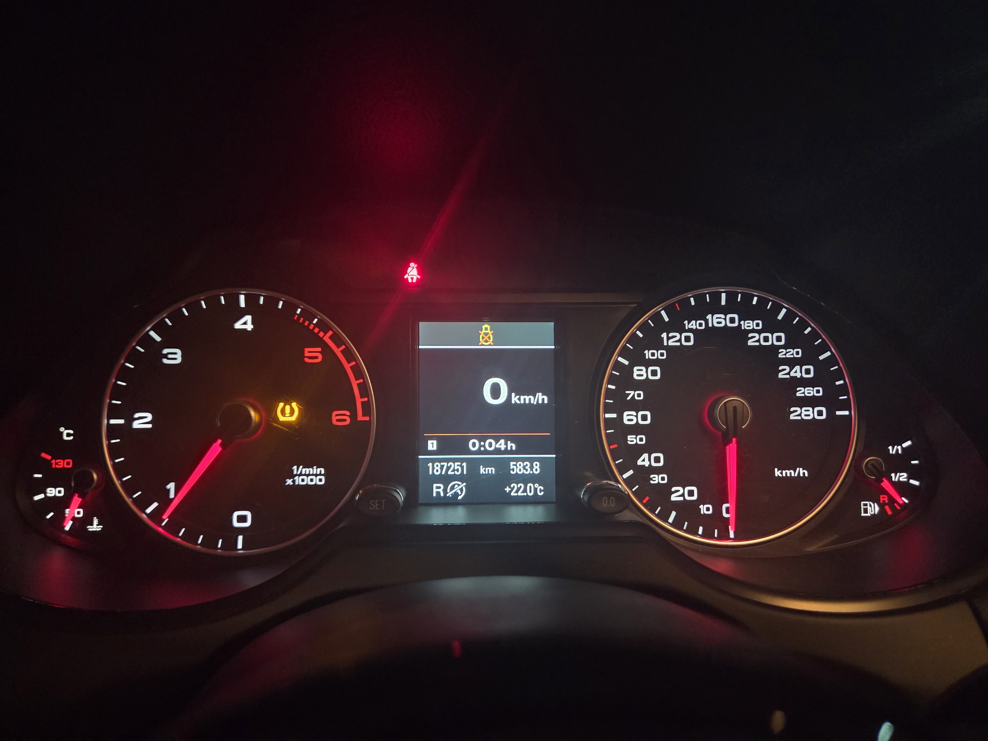 2015 AUDI Q5 35 TDI QUATTRO - Thumbnail 26