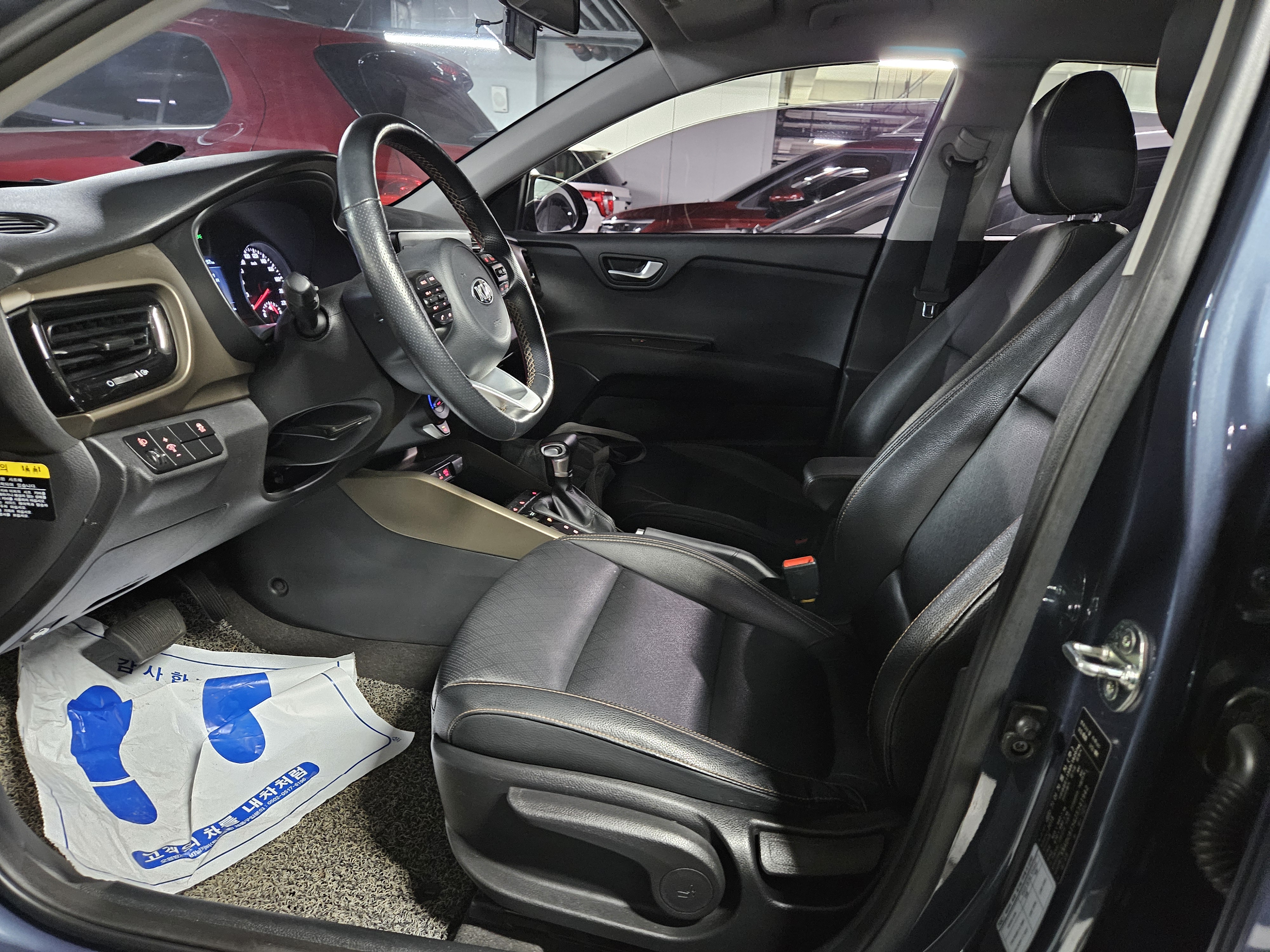 2018 KIA STONIC DIESEL 1.6 TRENDY - Thumbnail 15