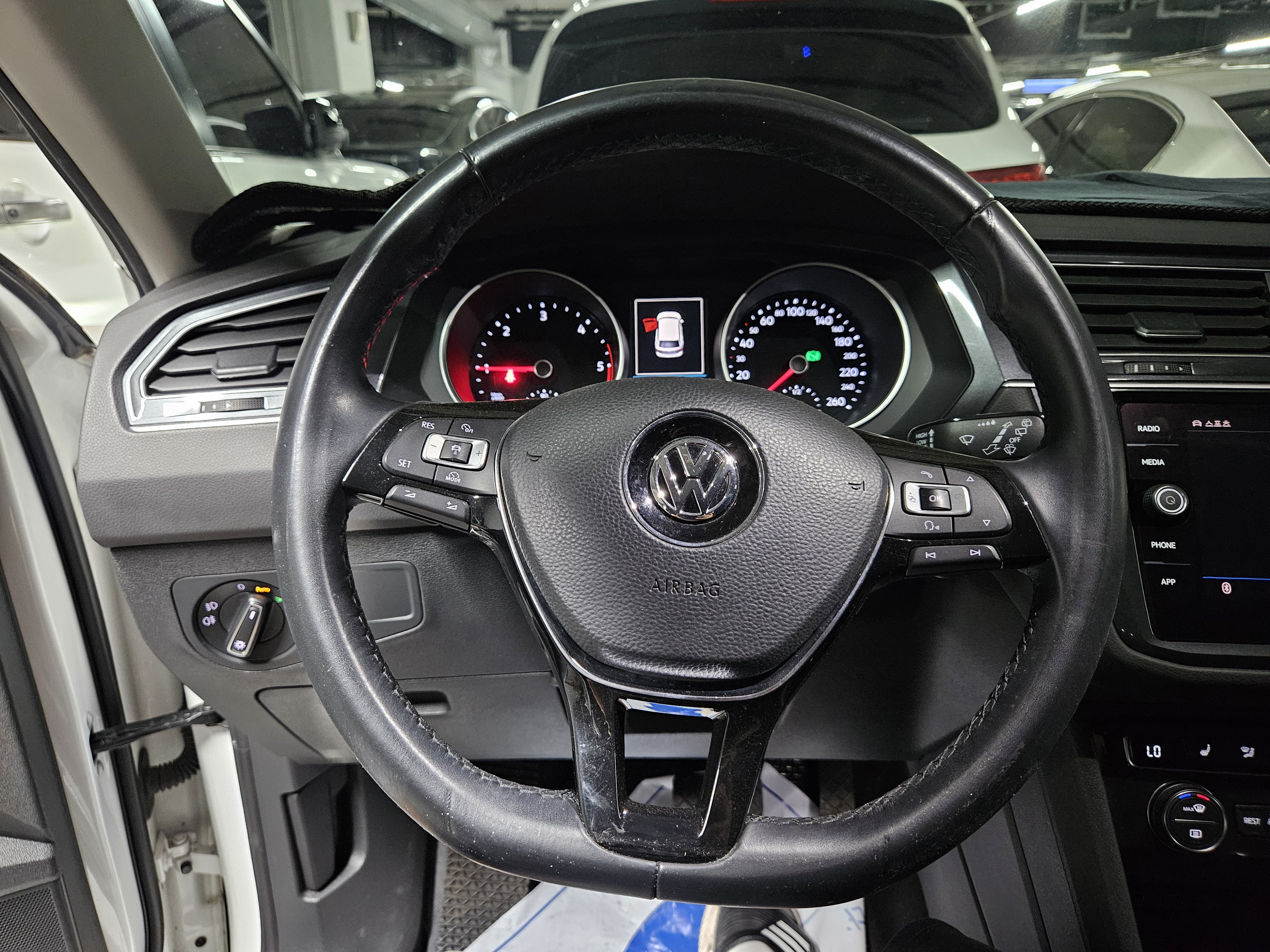 2018 VOLKSWAGEN TIGUAN (2ND GEN) 2.0 TDI - Thumbnail 24