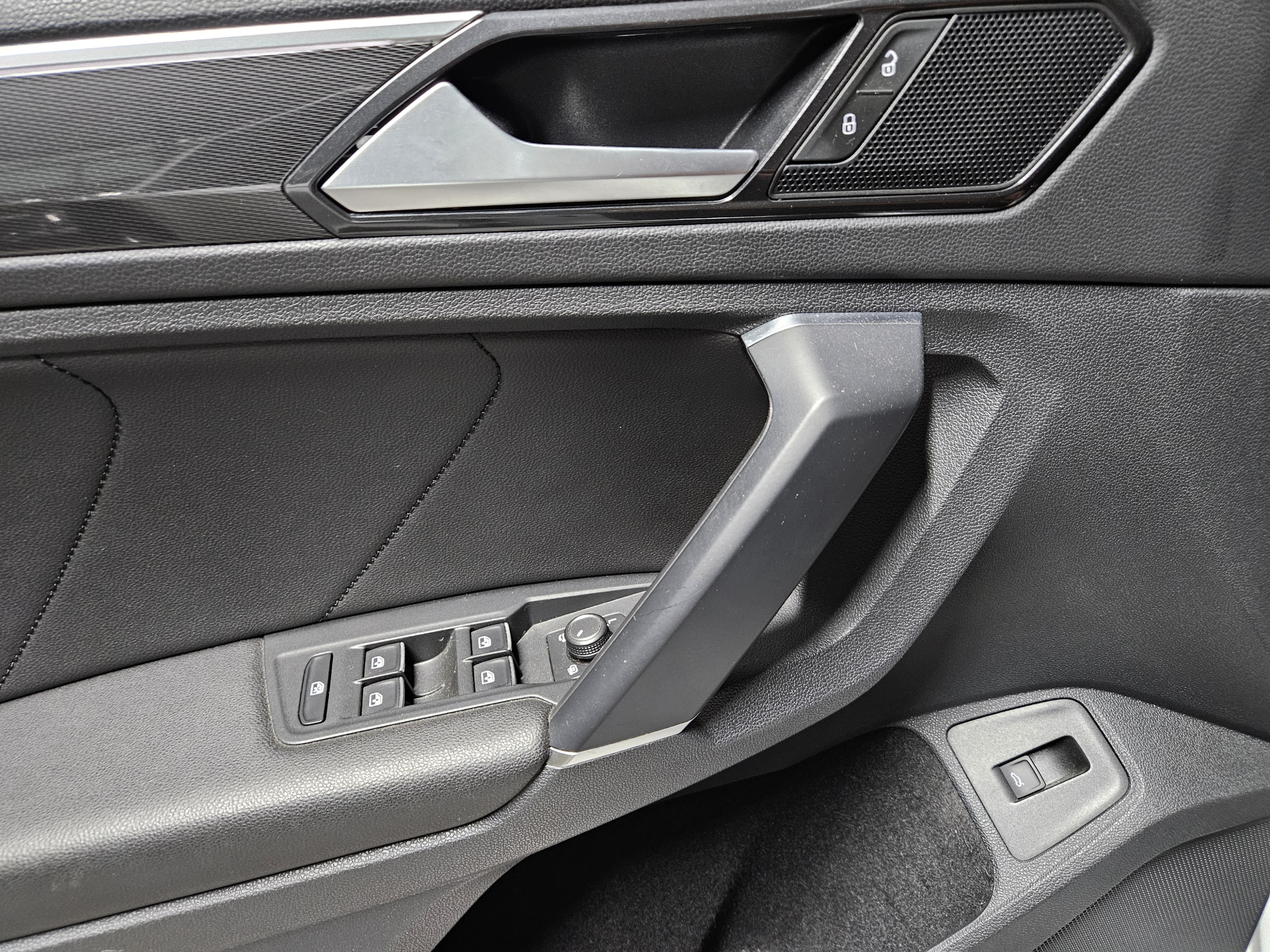 2018 VOLKSWAGEN TIGUAN (2ND GEN) 2.0 TDI - Thumbnail 26