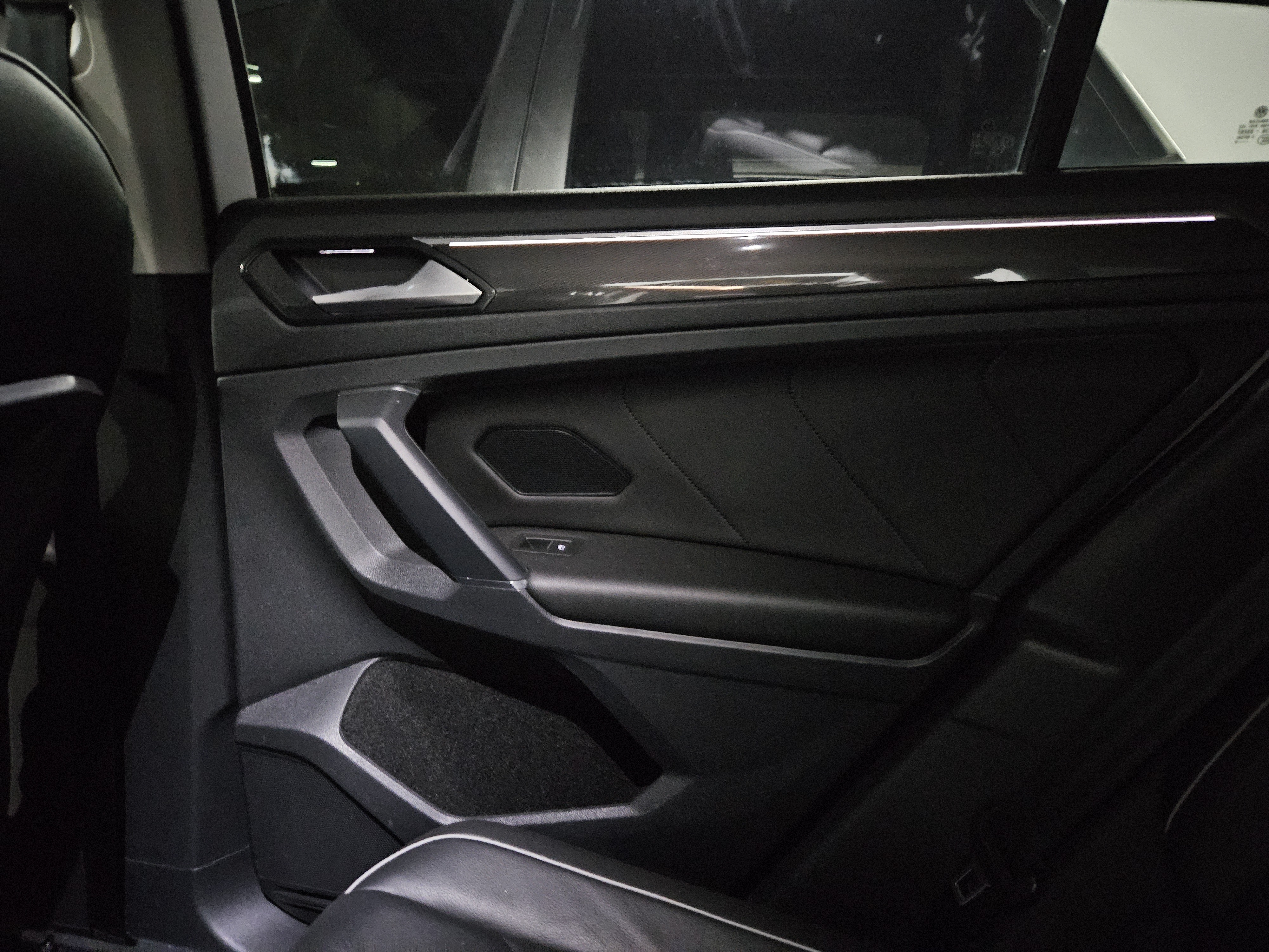2018 VOLKSWAGEN TIGUAN (2ND GEN) 2.0 TDI - Thumbnail 31