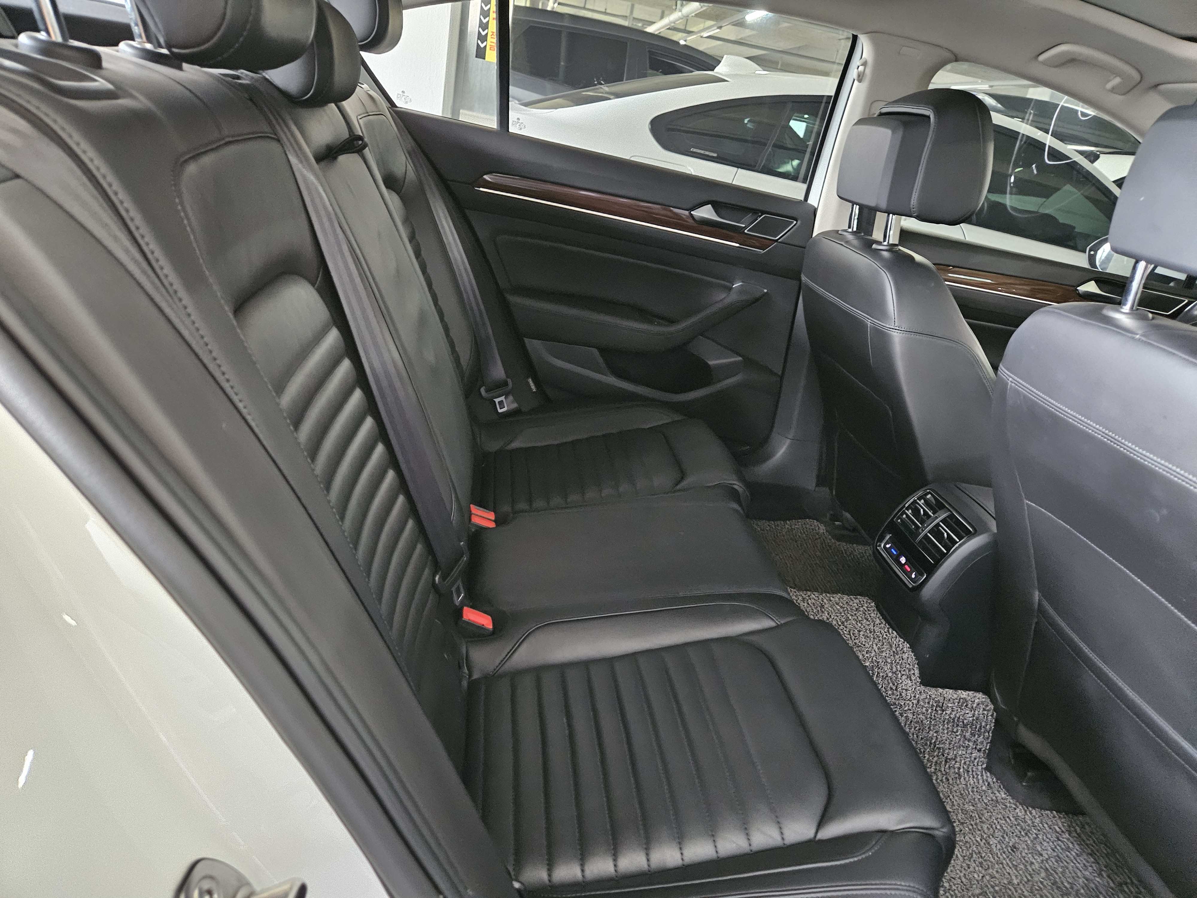 2018 VOLKSWAGEN PASSAT GT (B8) 2.0 TDI PRESTIGE - Thumbnail 27