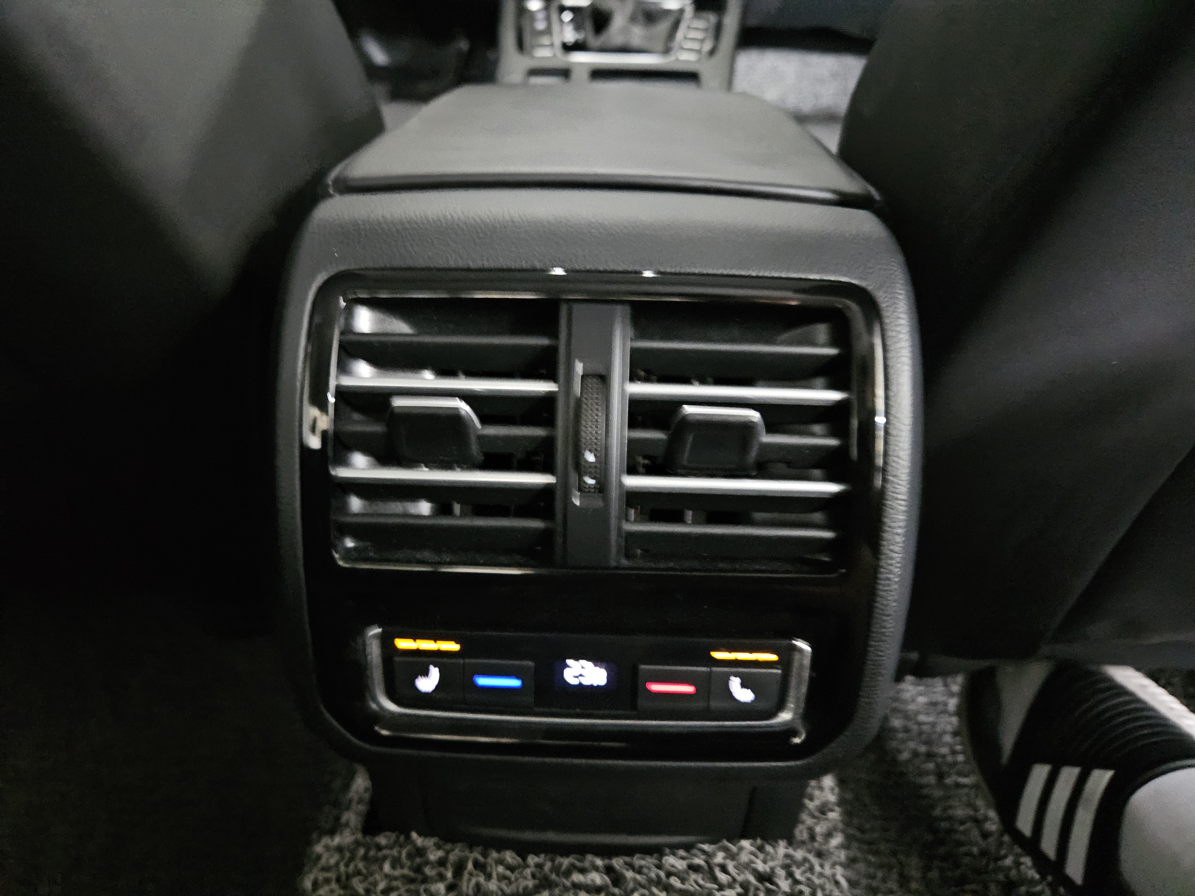 2018 VOLKSWAGEN PASSAT GT (B8) 2.0 TDI PRESTIGE - Thumbnail 31