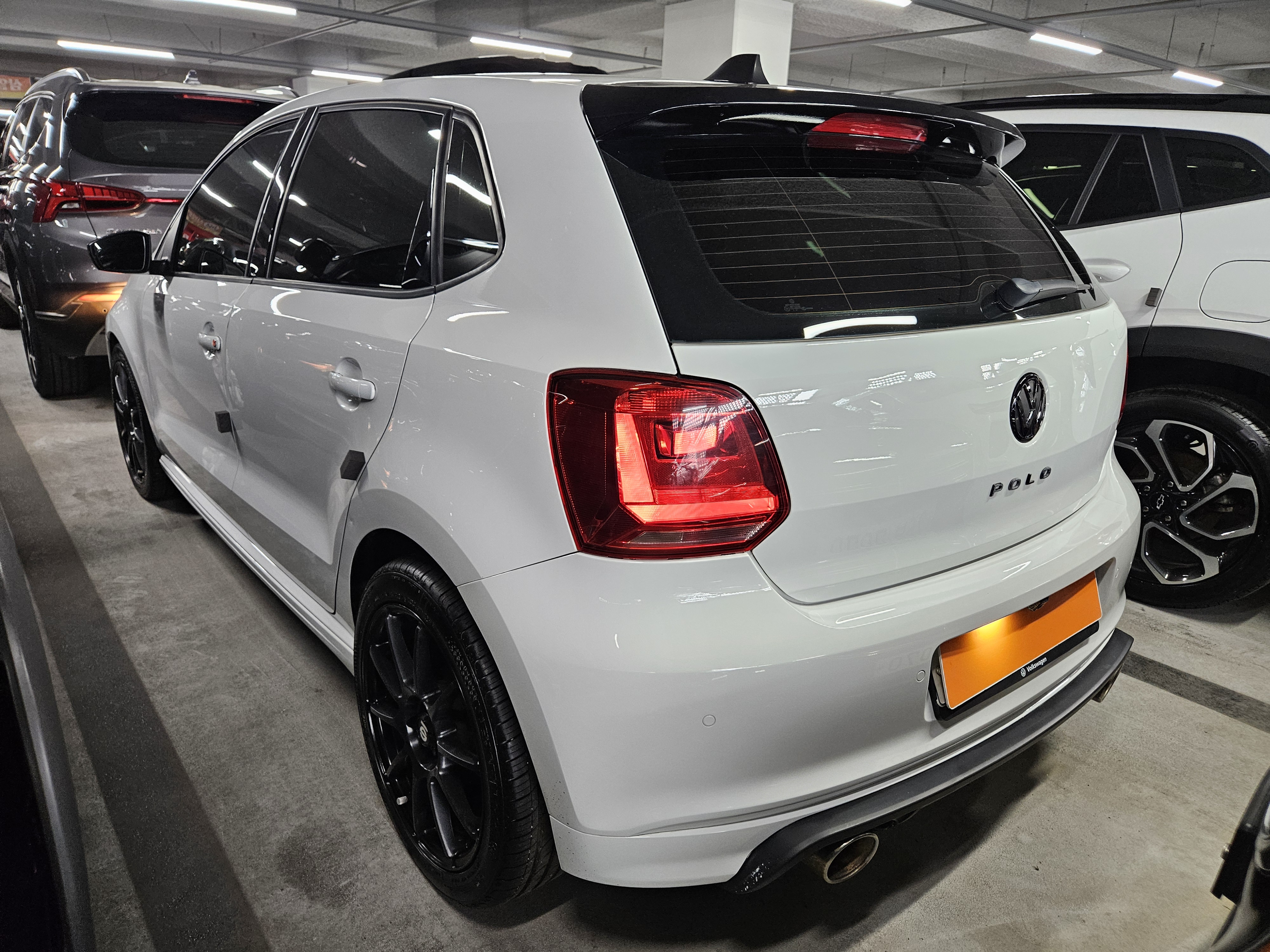 2015 VOLKSWAGEN POLO 1.4 TDI BLUEMOTION R-LINE - Thumbnail 2
