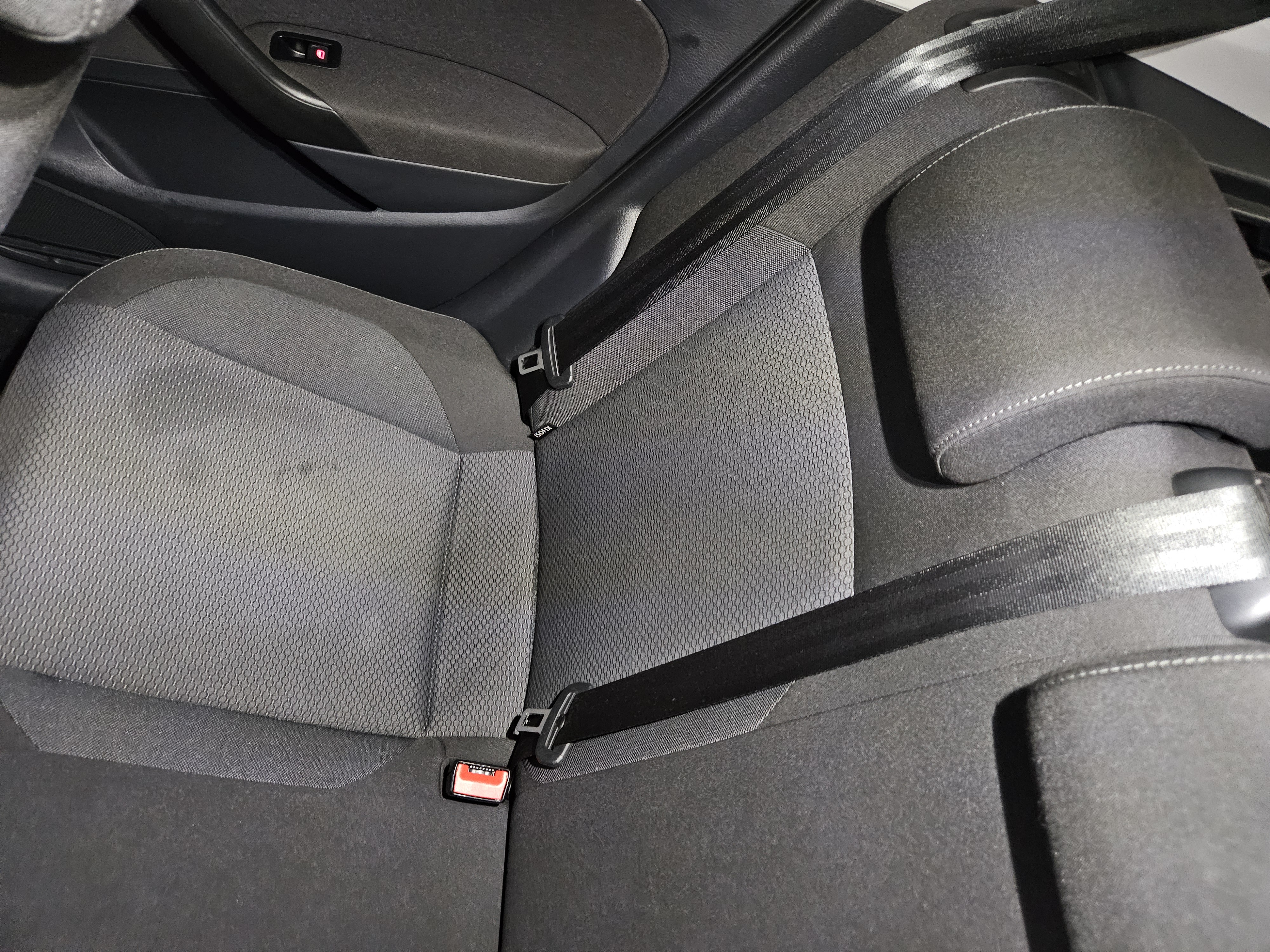 2015 VOLKSWAGEN POLO 1.4 TDI BLUEMOTION R-LINE - Thumbnail 28
