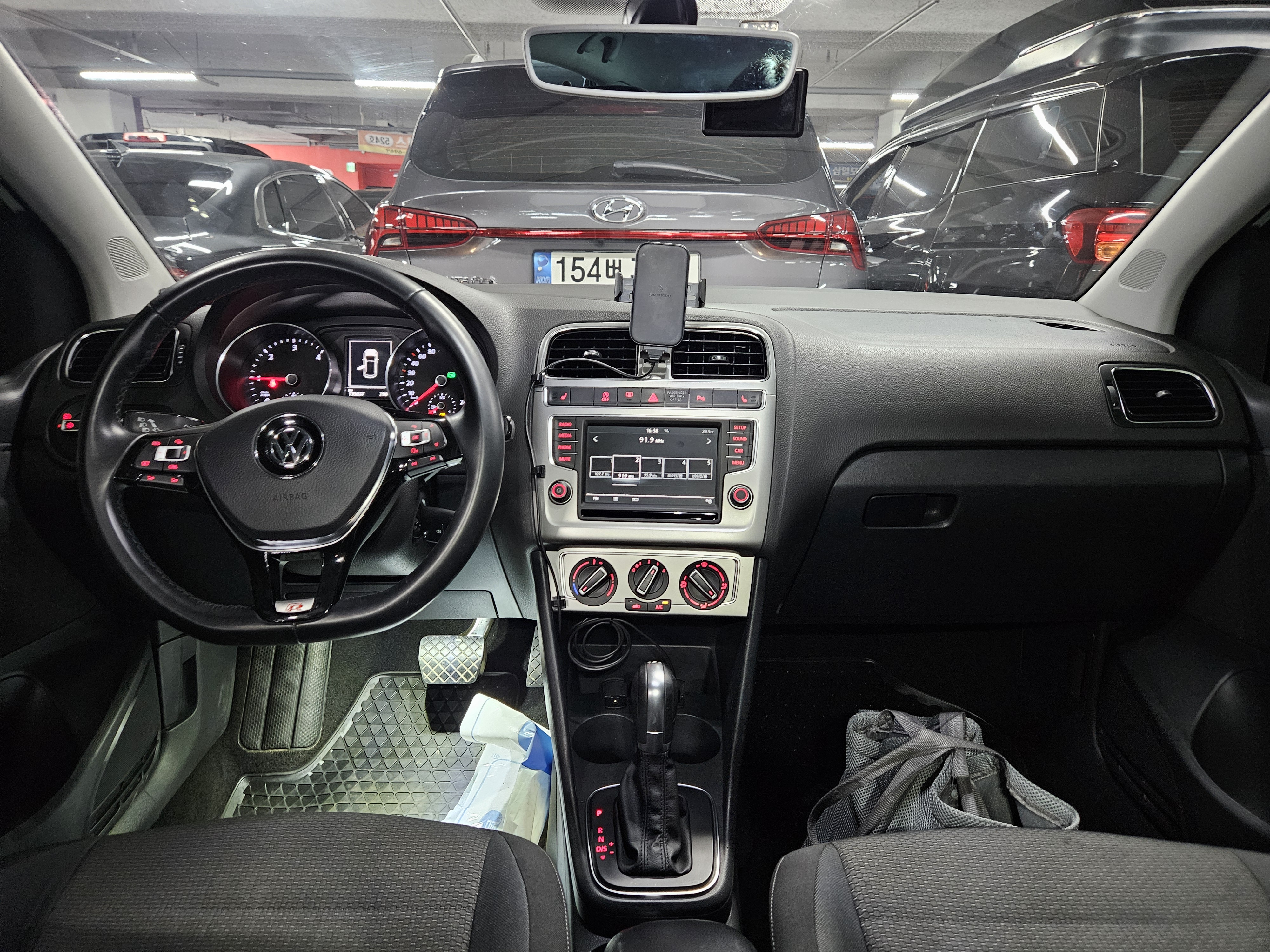 2015 VOLKSWAGEN POLO 1.4 TDI BLUEMOTION R-LINE - Thumbnail 30