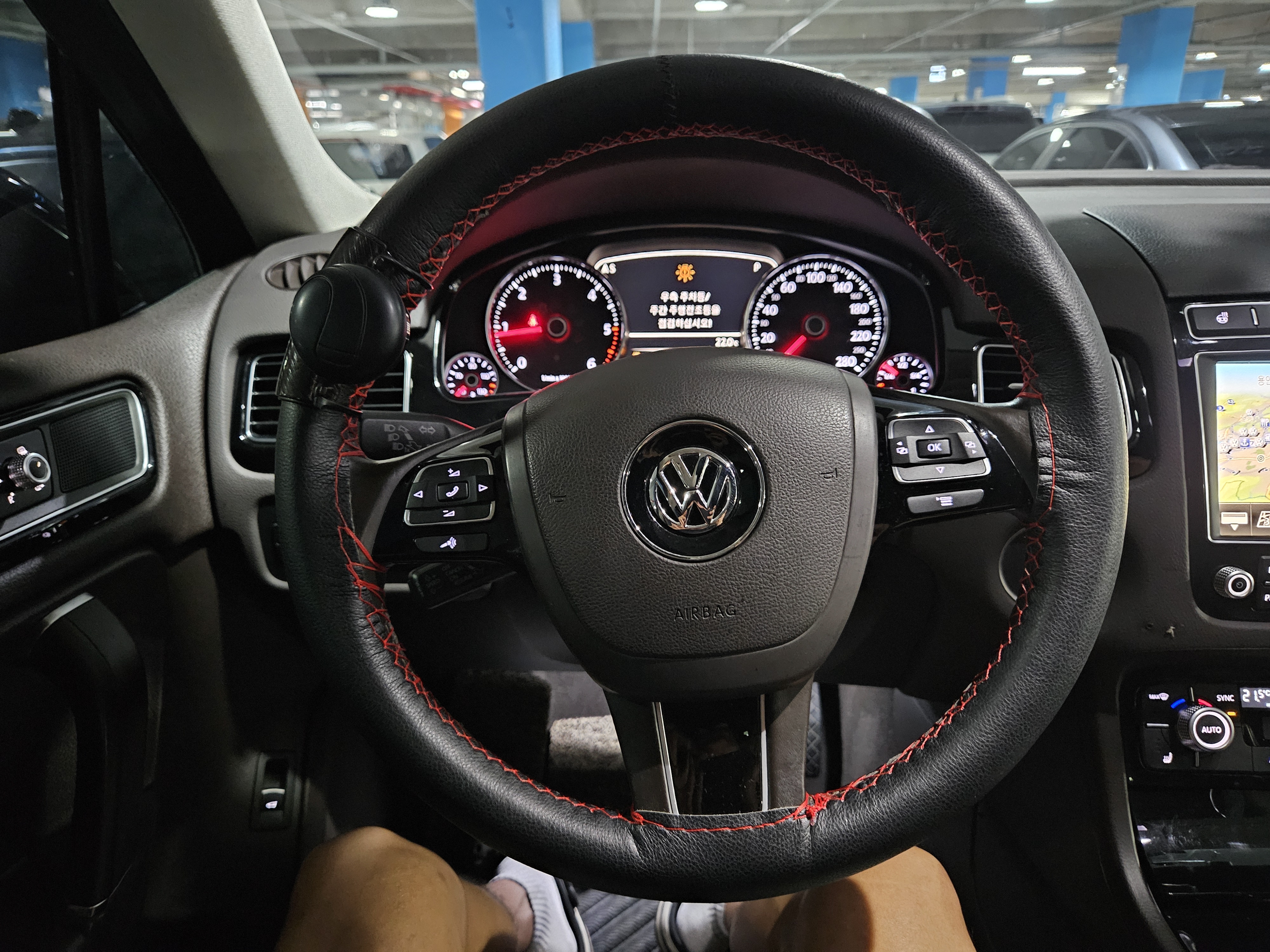 2015 VOLKSWAGEN NEW TOUAREG V6 3.0 TDI BLUEMOTION - Thumbnail 24