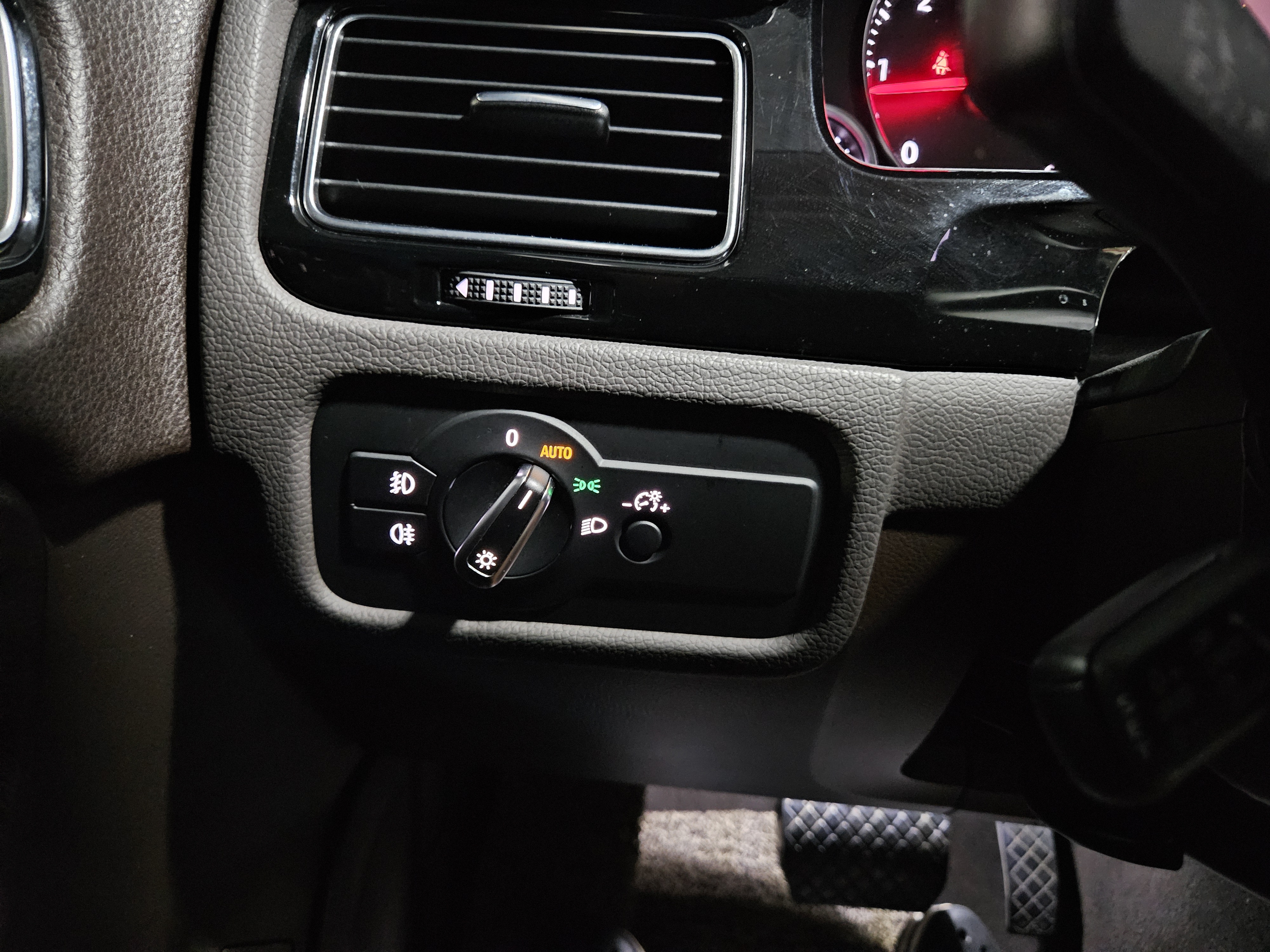 2015 VOLKSWAGEN NEW TOUAREG V6 3.0 TDI BLUEMOTION - Thumbnail 25