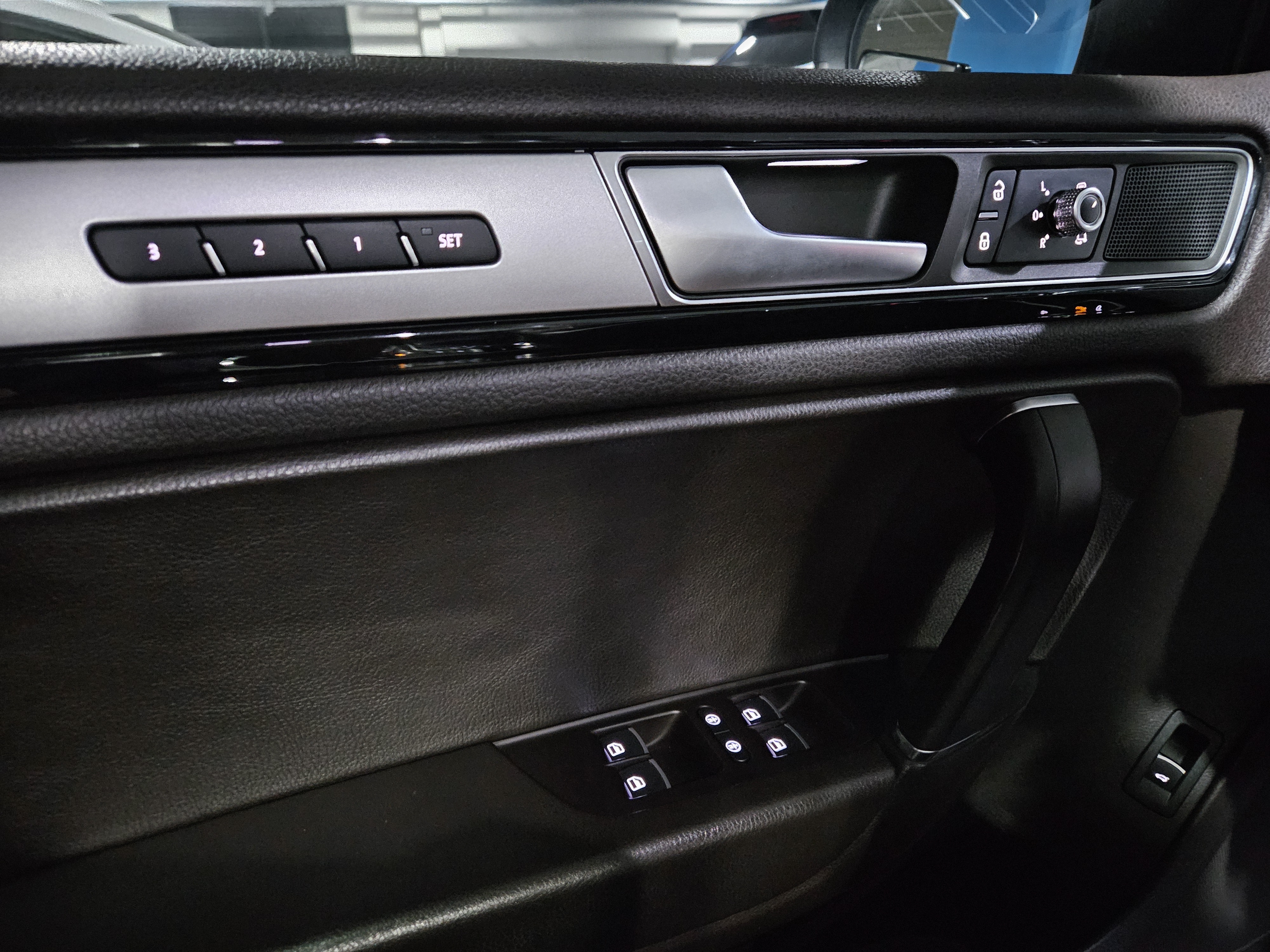 2015 VOLKSWAGEN NEW TOUAREG V6 3.0 TDI BLUEMOTION - Thumbnail 26