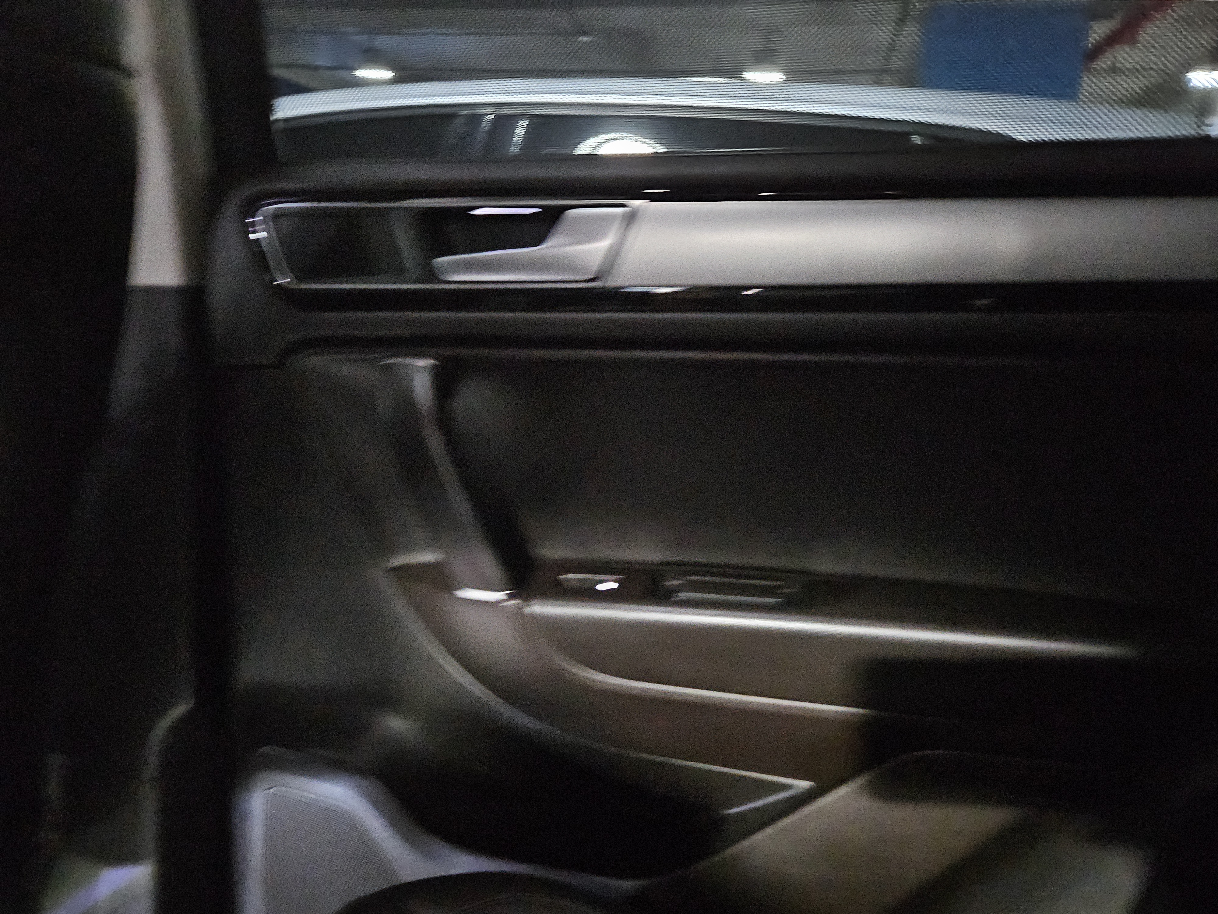 2015 VOLKSWAGEN NEW TOUAREG V6 3.0 TDI BLUEMOTION - Thumbnail 31