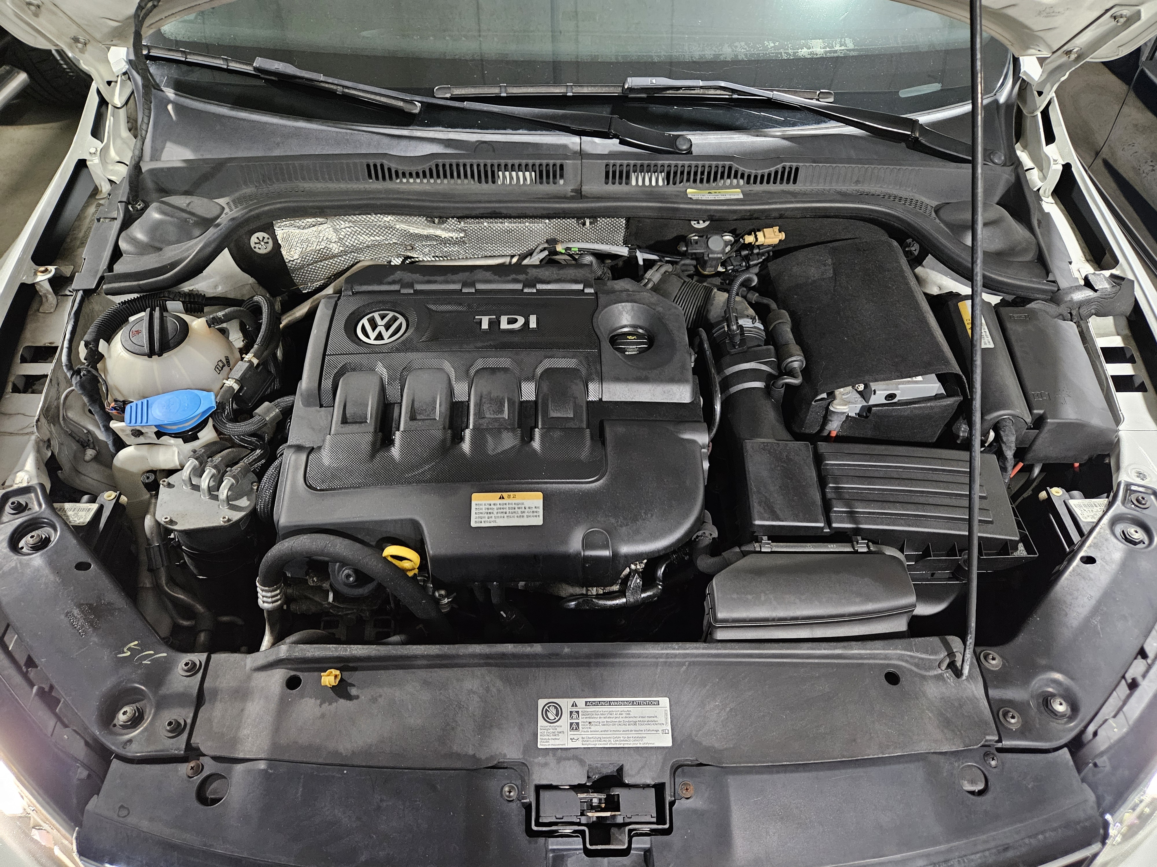 2015 VOLKSWAGEN NEW JETTA 2.0 TDI BLUEMOTION PREMIUM - Thumbnail 36