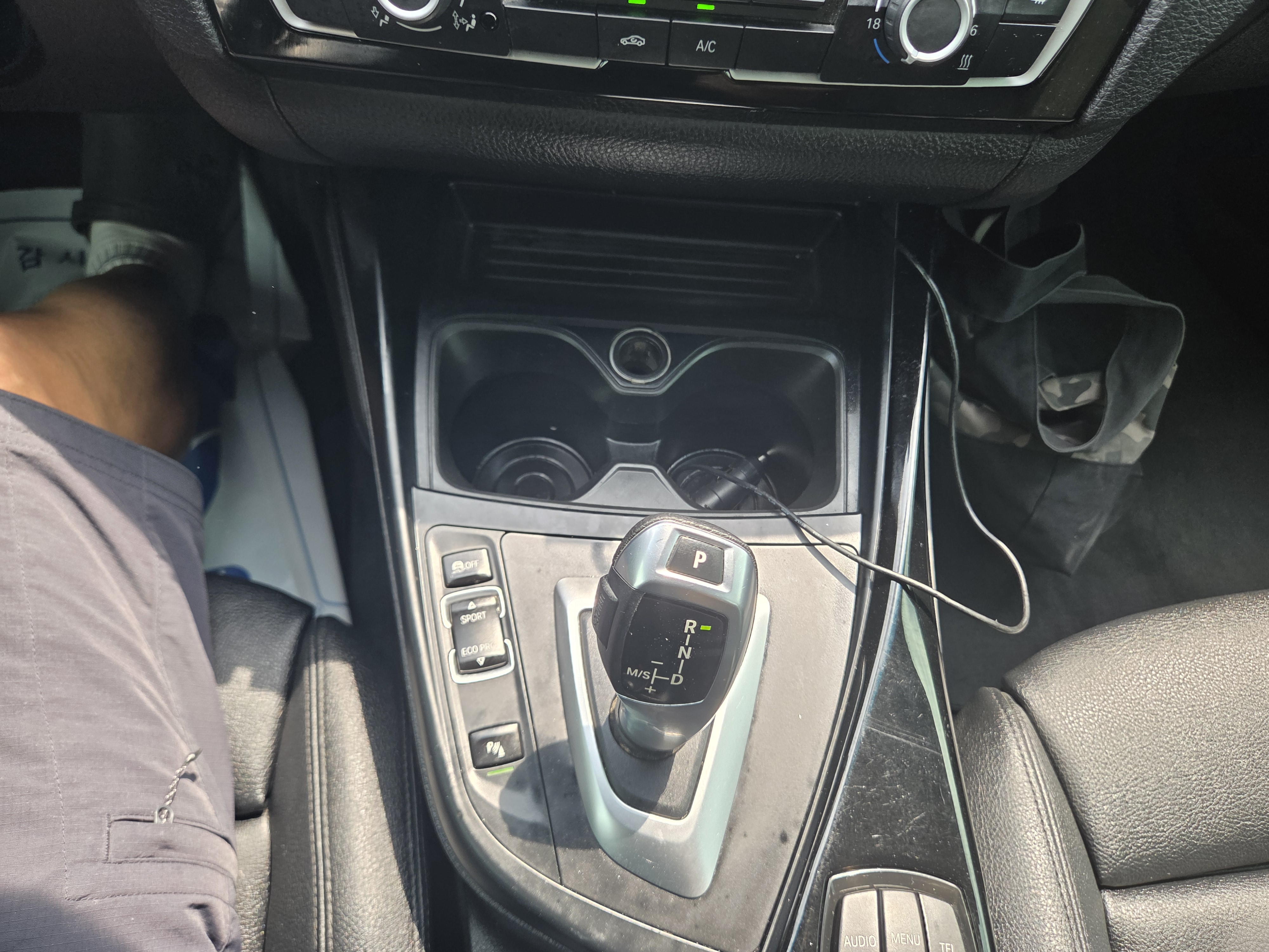 2016 BMW 1 SERIES (F20) 118D SPORT - Thumbnail 23