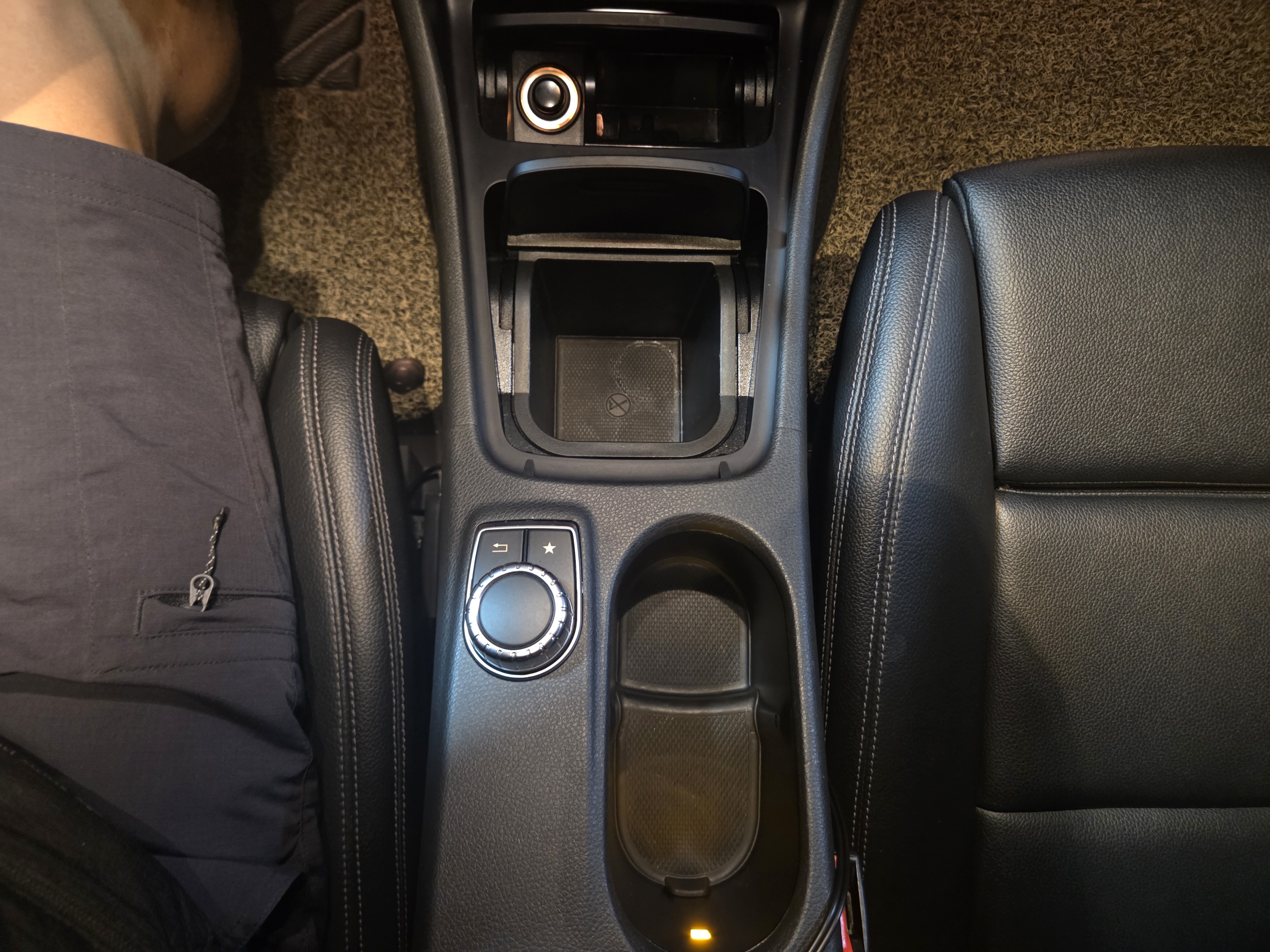 2016 MERCEDES-BENZ CLA-CLASS CLA 200D - Thumbnail 32