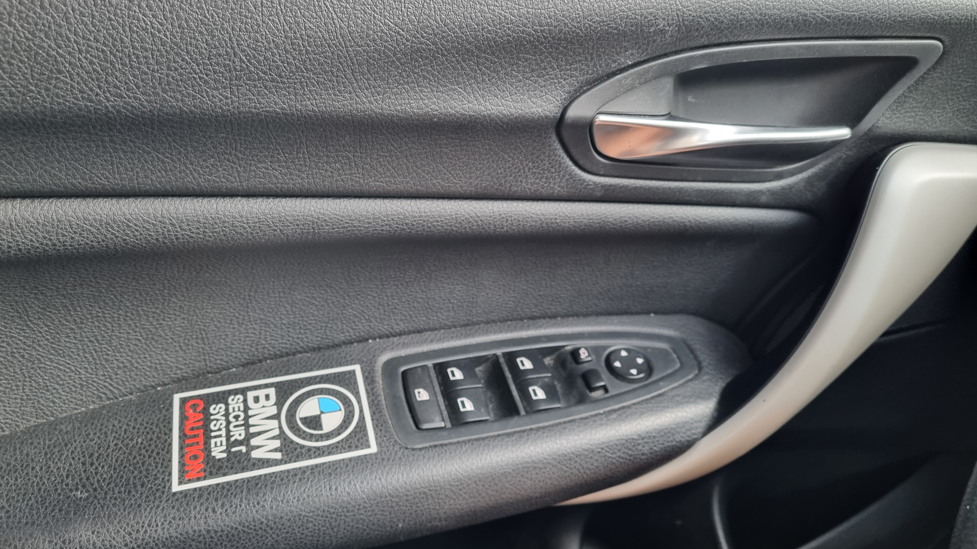 2016 BMW 1 Series (F20) 118d Sport - Thumbnail 24