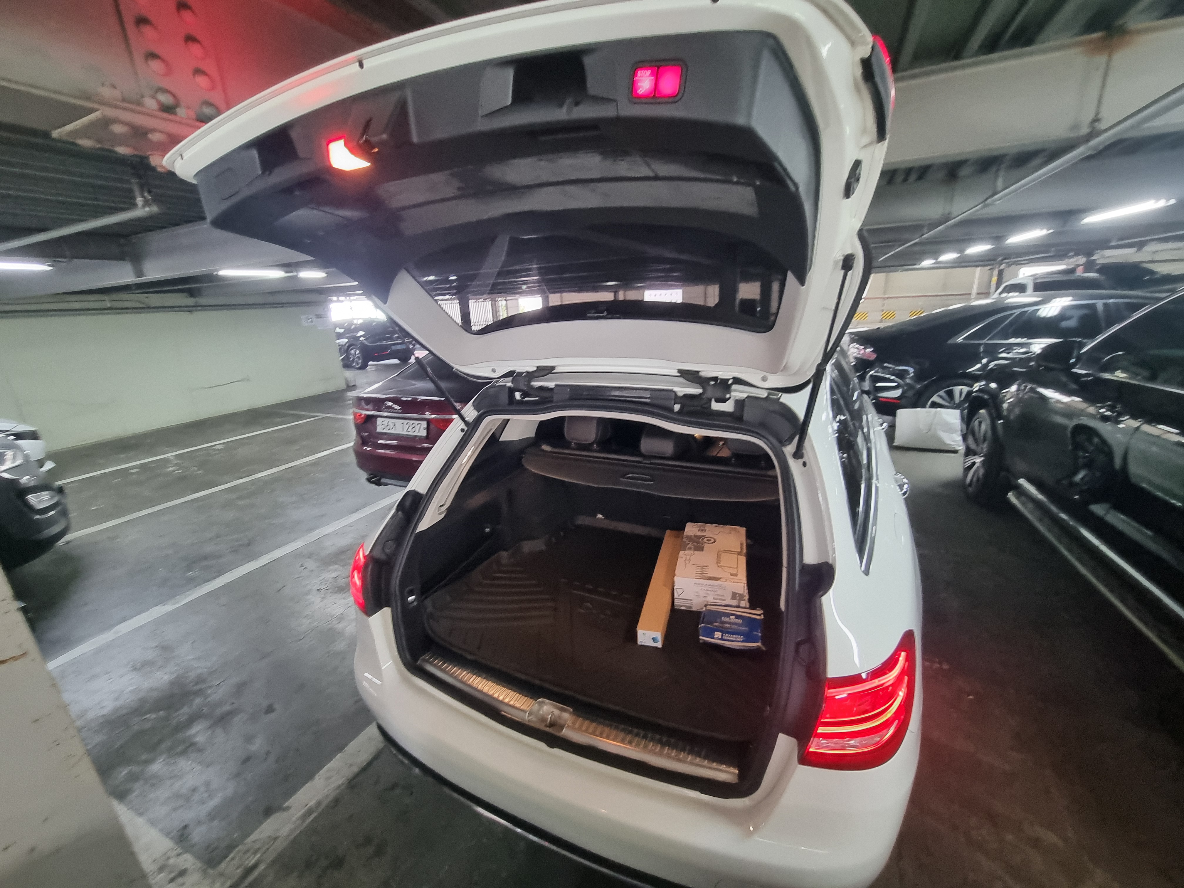 2016 MERCEDES BENZ C-CLASS W205 C220 D 4MATIC ESTATE - Thumbnail 13