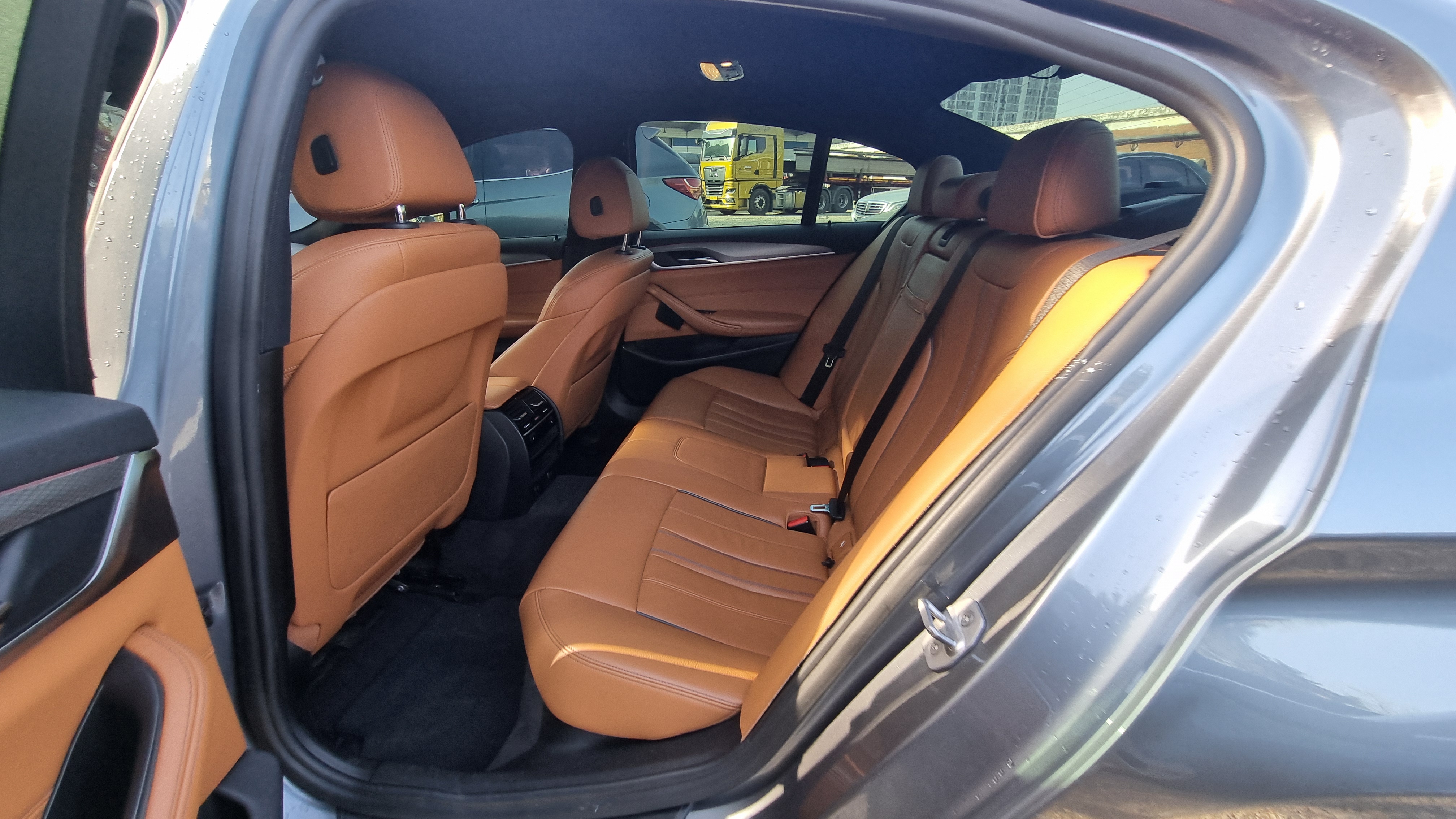 2017 BMW 5 Series (G30) 520d M Sport Package - Thumbnail 18