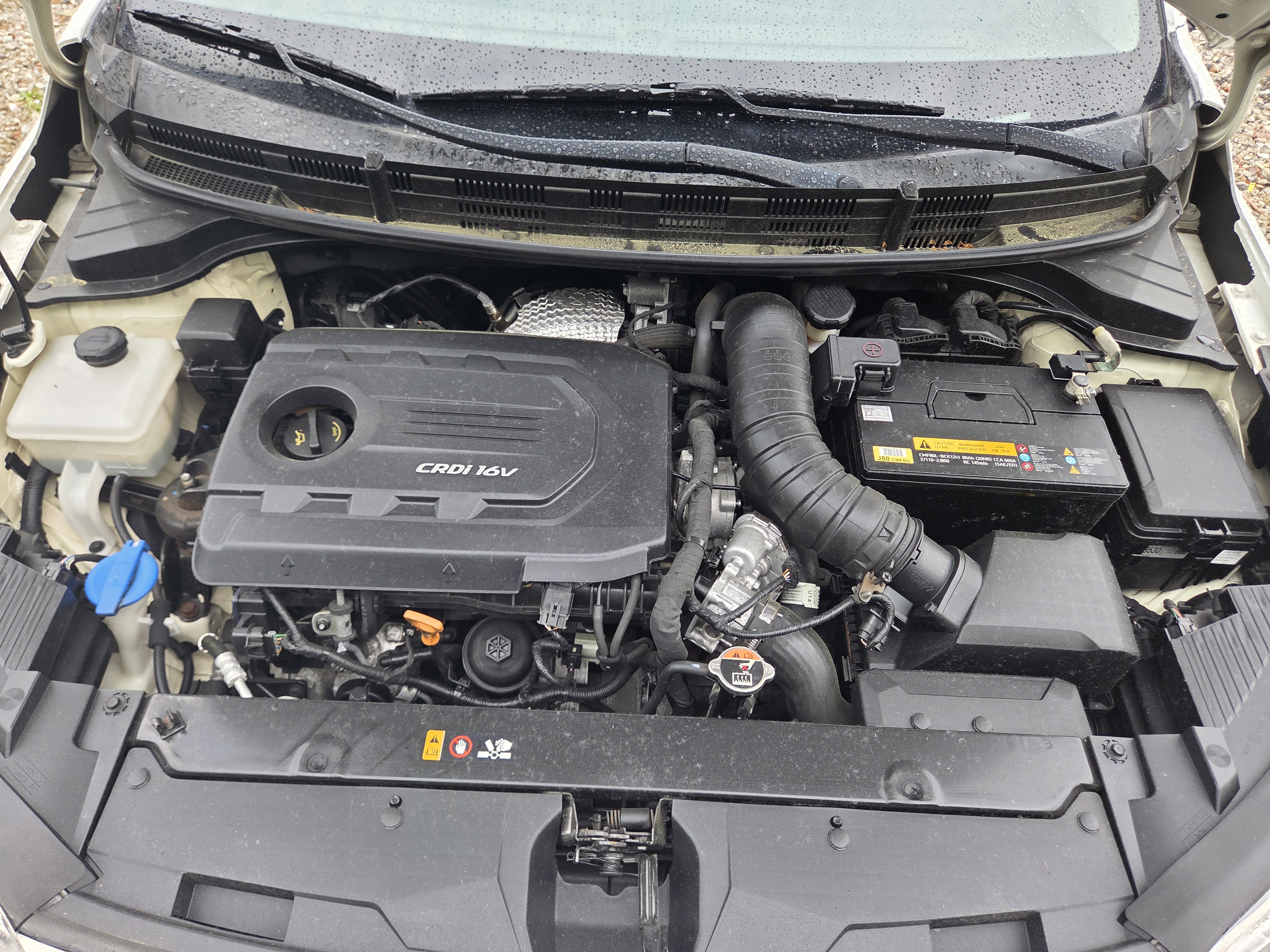 2018 KIA STONIC DIESEL 1.6 DELUXE - Thumbnail 28