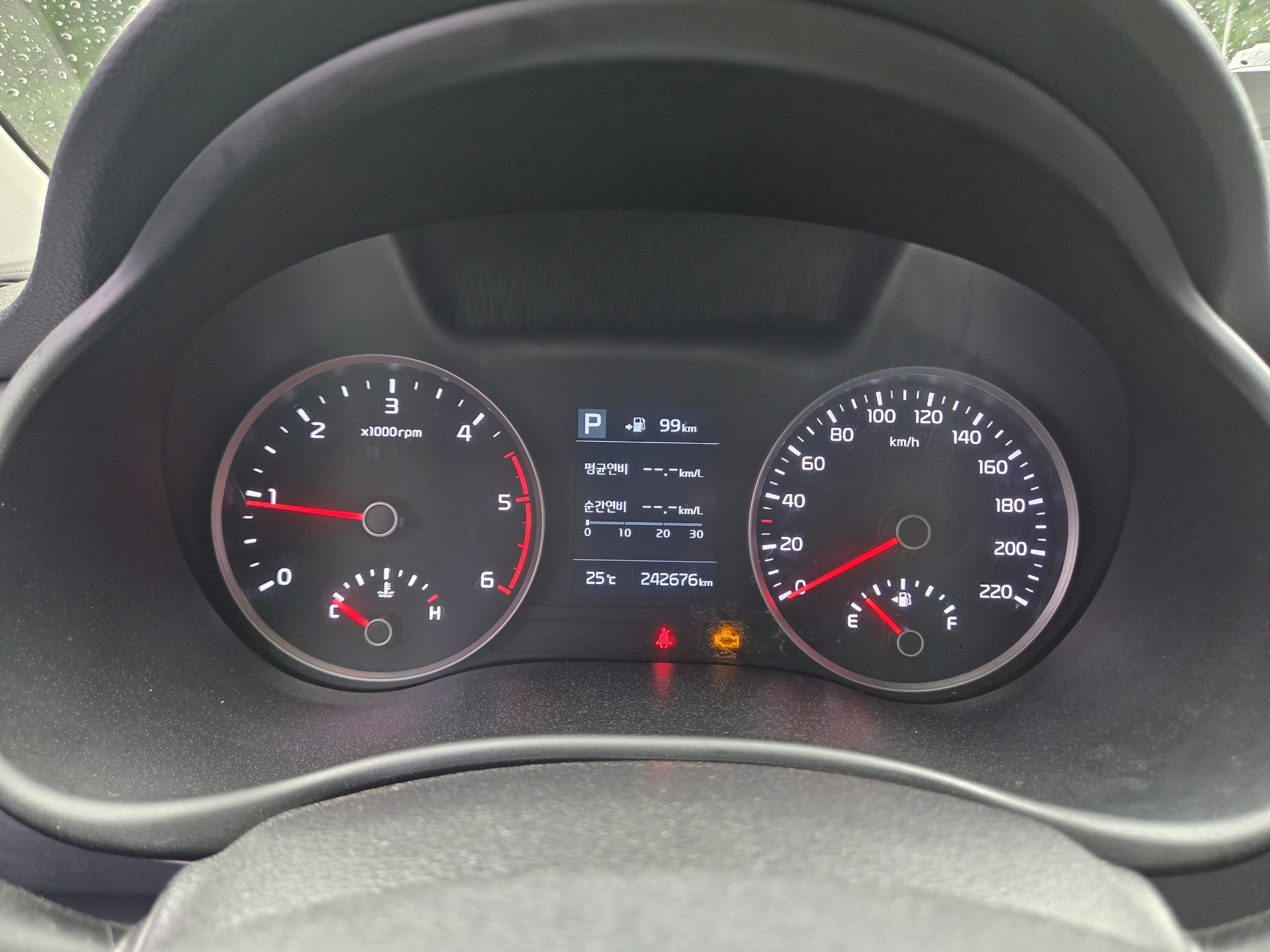 2018 KIA STONIC DIESEL 1.6 DELUXE - Thumbnail 40