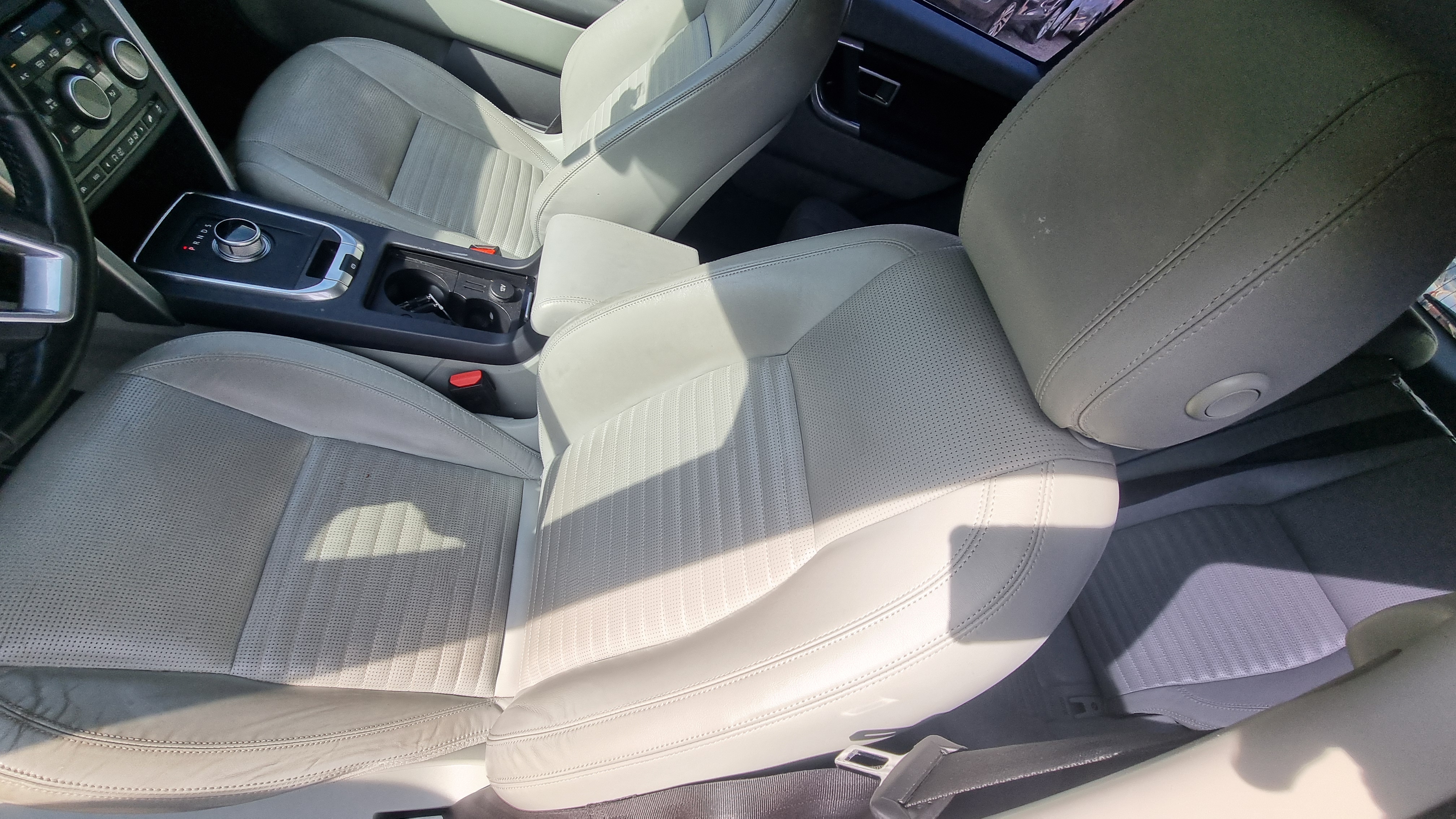 2016 LAND ROVER DISCOVERY SPORT 2.0 TD4 HSE LUXURY - Thumbnail 13