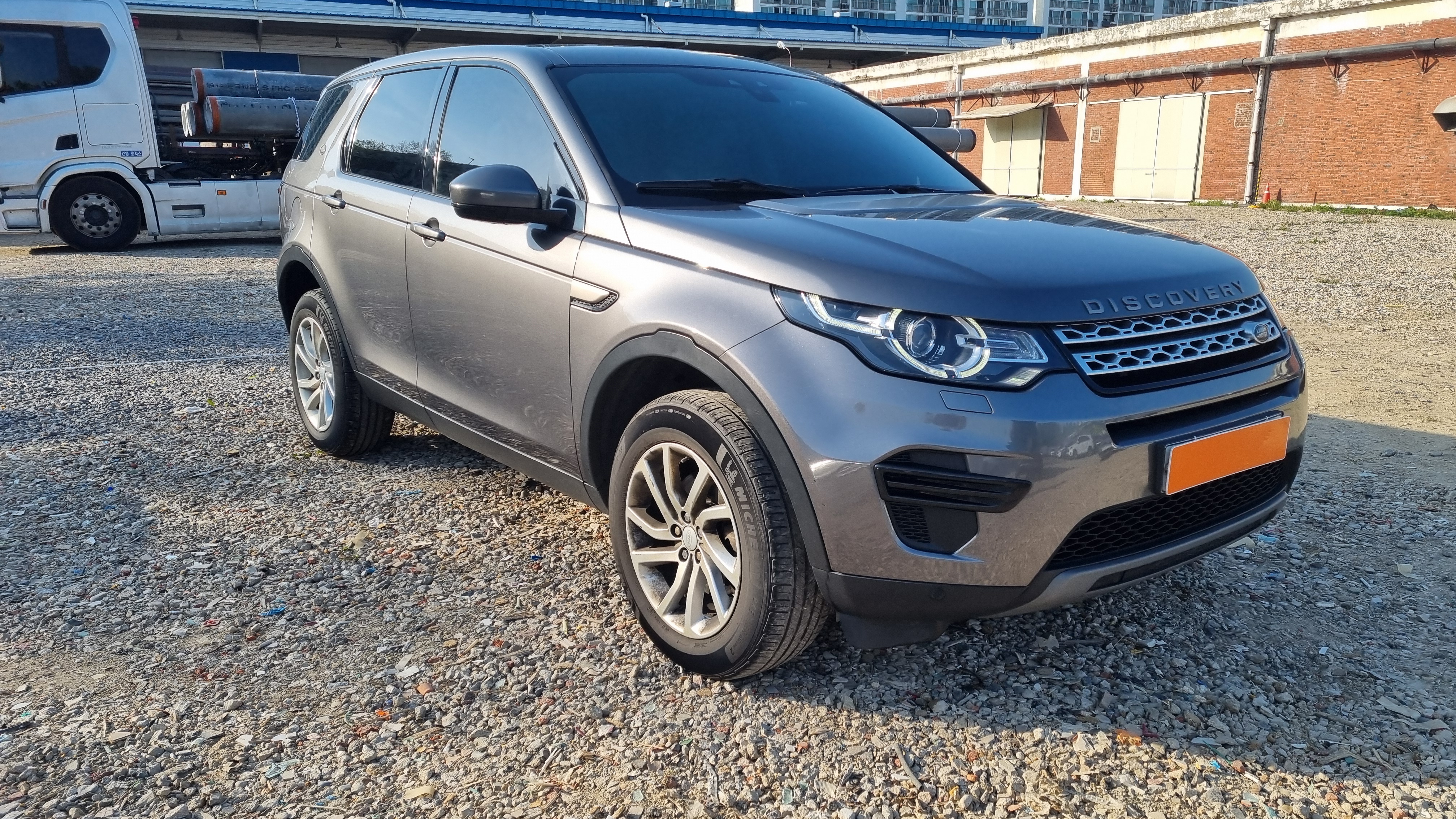 2017 LAND ROVER DISCOVERY SPORT 2.0 TD4 SE - Thumbnail 9