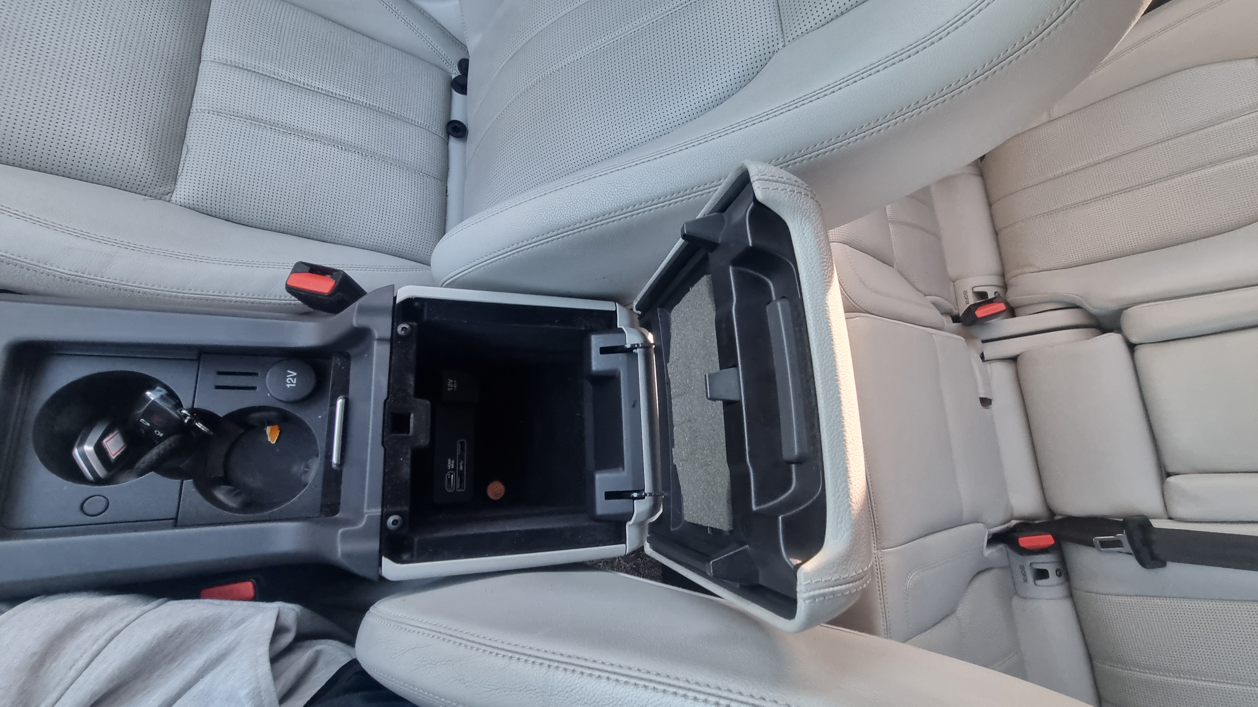 2017 LAND ROVER DISCOVERY SPORT 2.0 TD4 SE - Thumbnail 19
