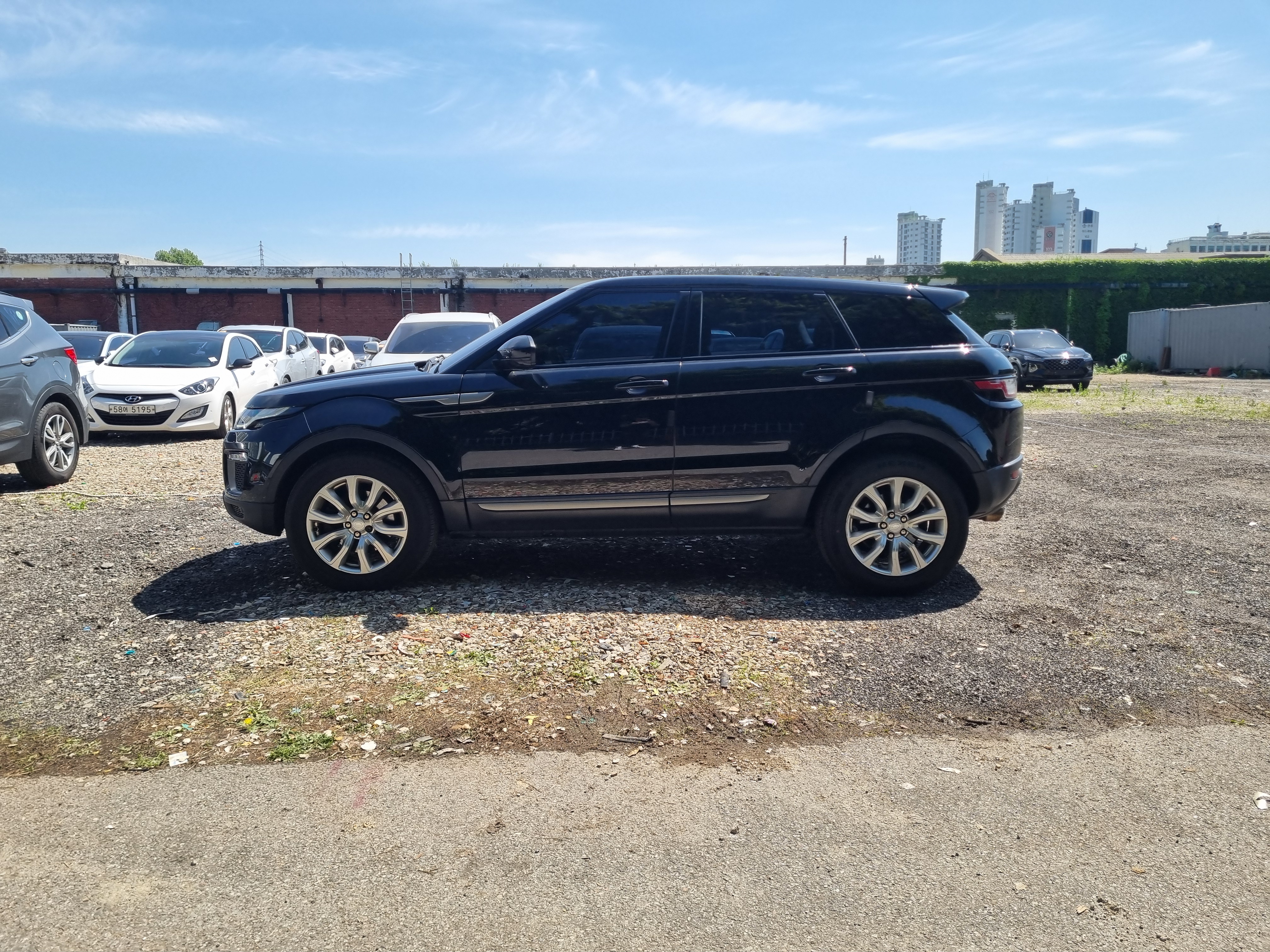 2016 LAND ROVER RANGE ROVER EVOQUE 2.0 TD4 SE - Thumbnail 24