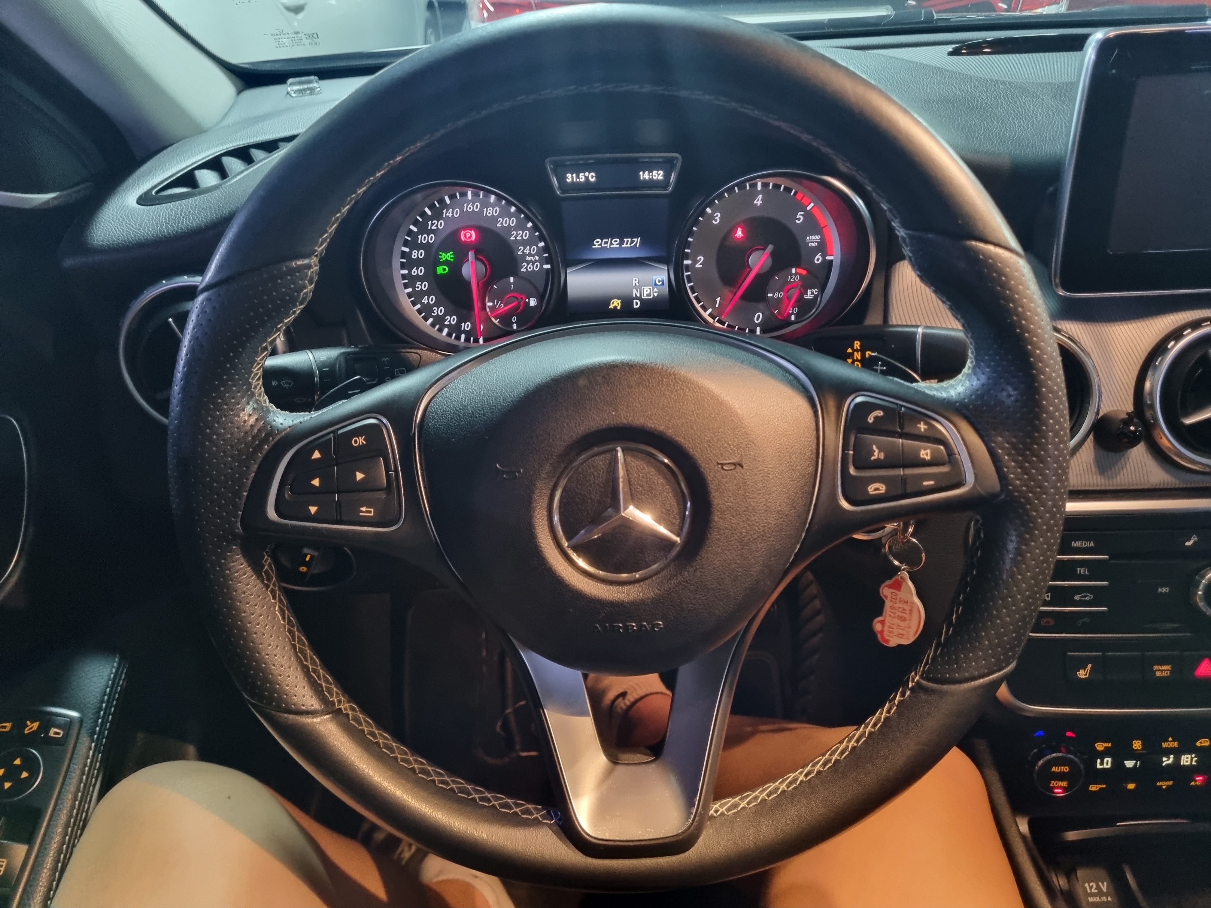 2017 MERCEDES BENZ GLA-CLASS X156 GLA200 D - Thumbnail 31