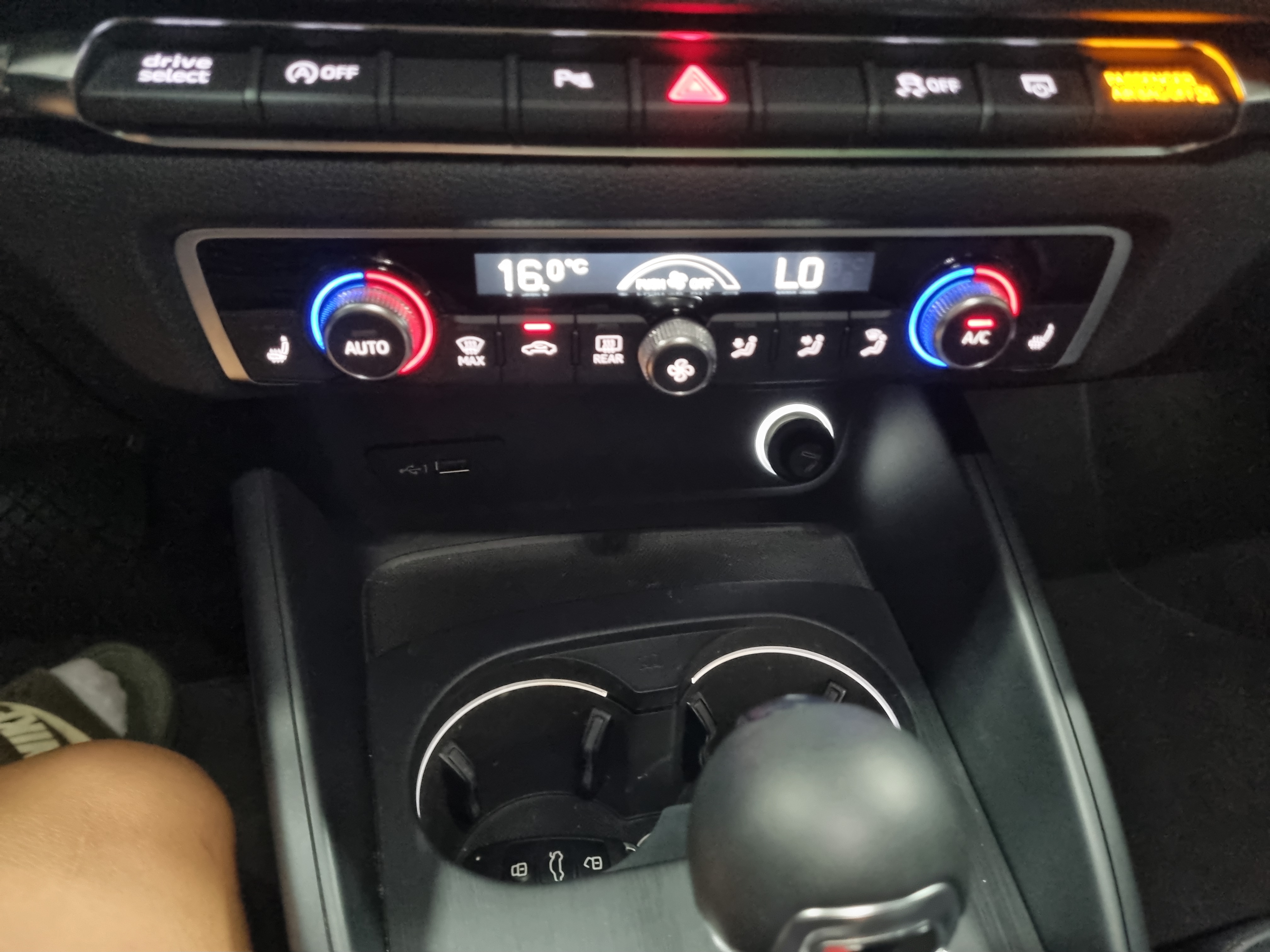 2018 AUDI NEW A3 40 TFSI - Thumbnail 24
